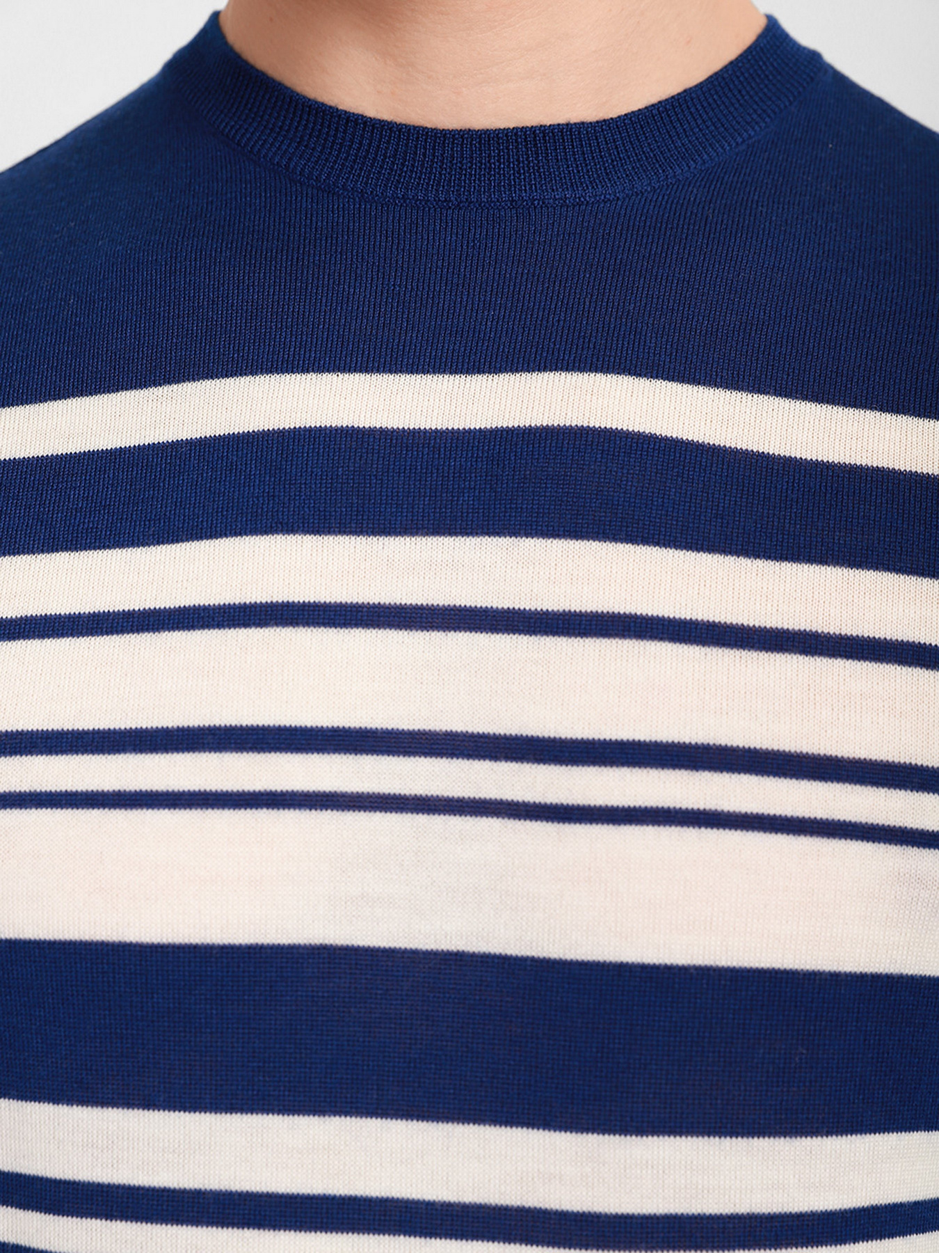 Джемпер Emporio Armani модель 6K1MXW-1MVPZ-F901 Фото