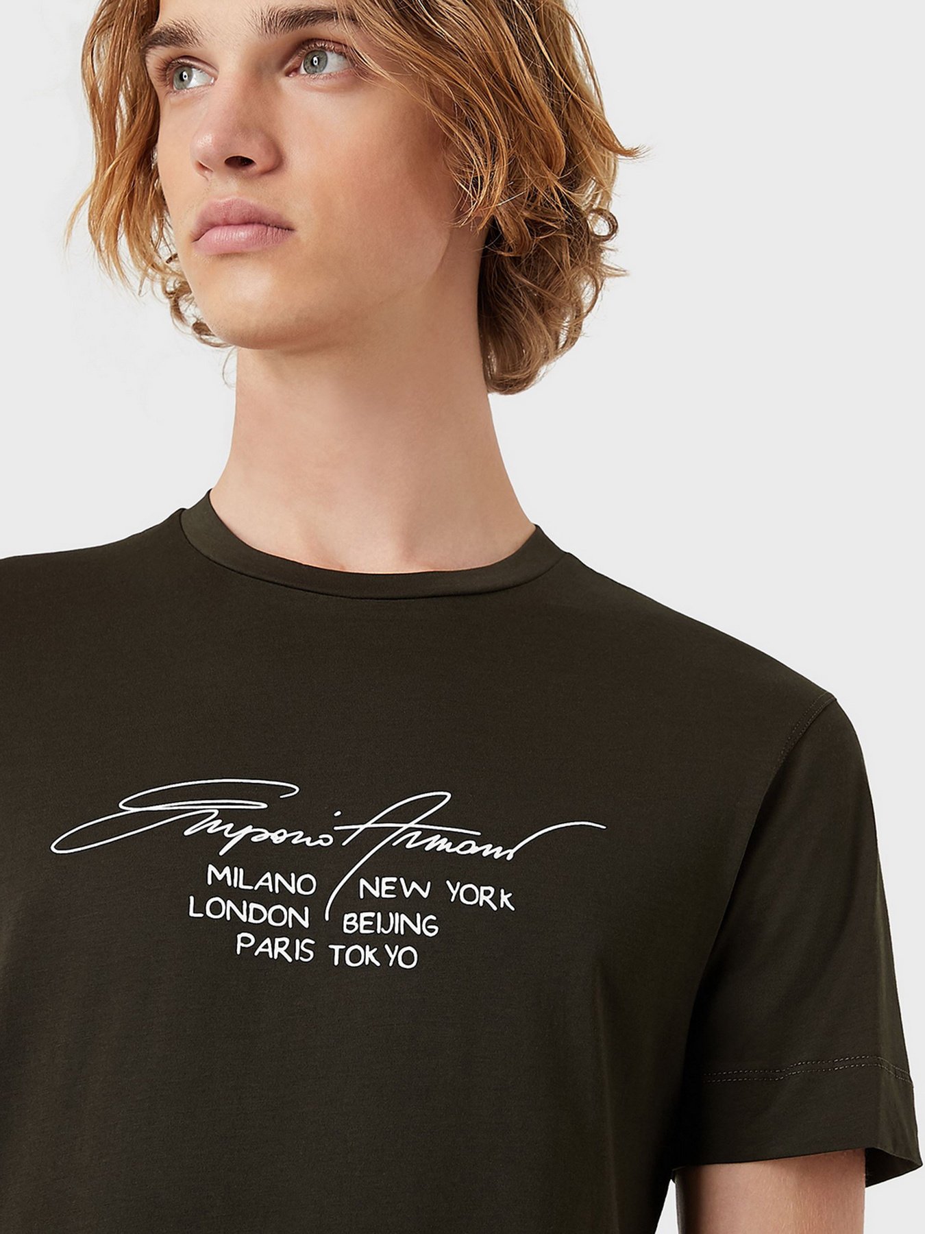 Футболка Emporio Armani модель 6K1T79-1JPZZ-0558 Футболка Emporio Armani модель 6K1T79-1JPZZ-0558 Фото