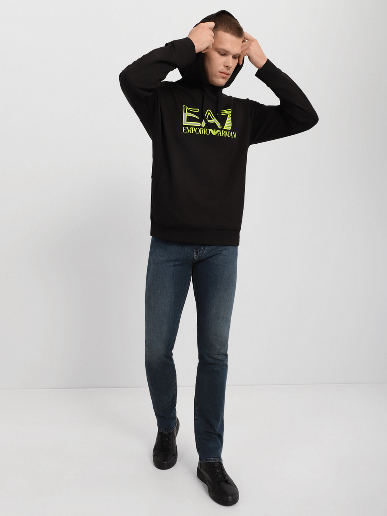 Зауженные джинсы Emporio Armani Slim модель 8N1J45-1G19Z-0942 Фото