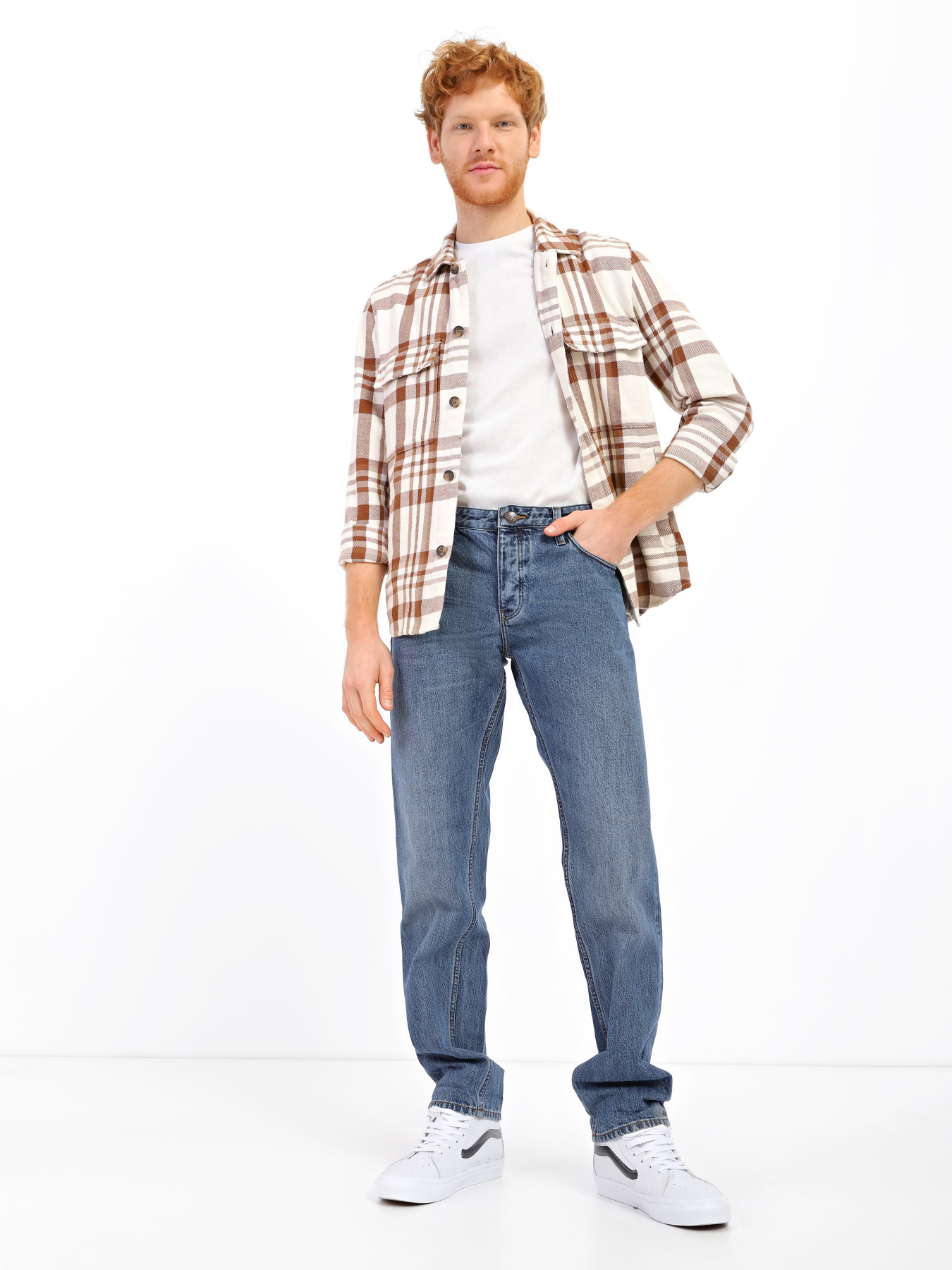 Прямые джинсы Emporio Armani J75 модель 3L1J75-1DIQZ-0942 Фото