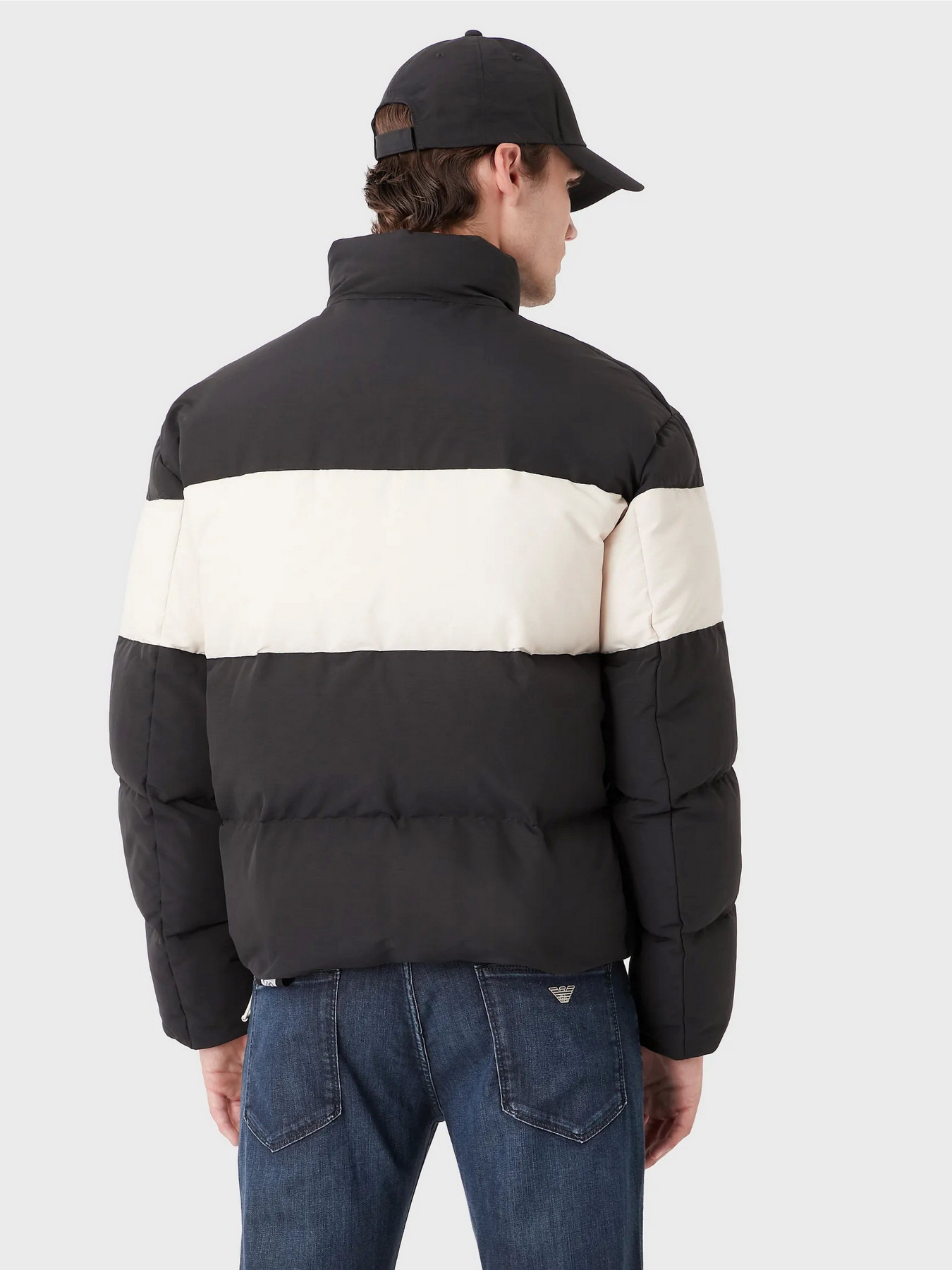 Пуховик Emporio Armani модель 6L1BL7-1NKZZ-0920 Пуховик Emporio Armani модель 6L1BL7-1NKZZ-0920 Фото