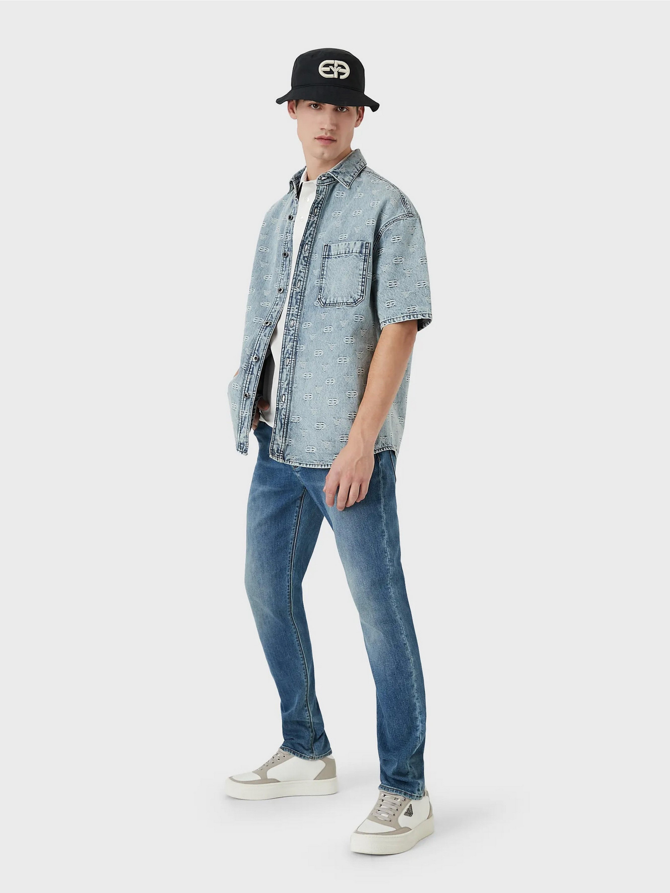 Прямые джинсы Emporio Armani J06 модель 6L1J06-1DMCZ-0942 Фото