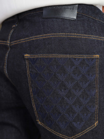 Прямые джинсы Emporio Armani J06 модель 6L1J06-1DMWZ-F943 Фото