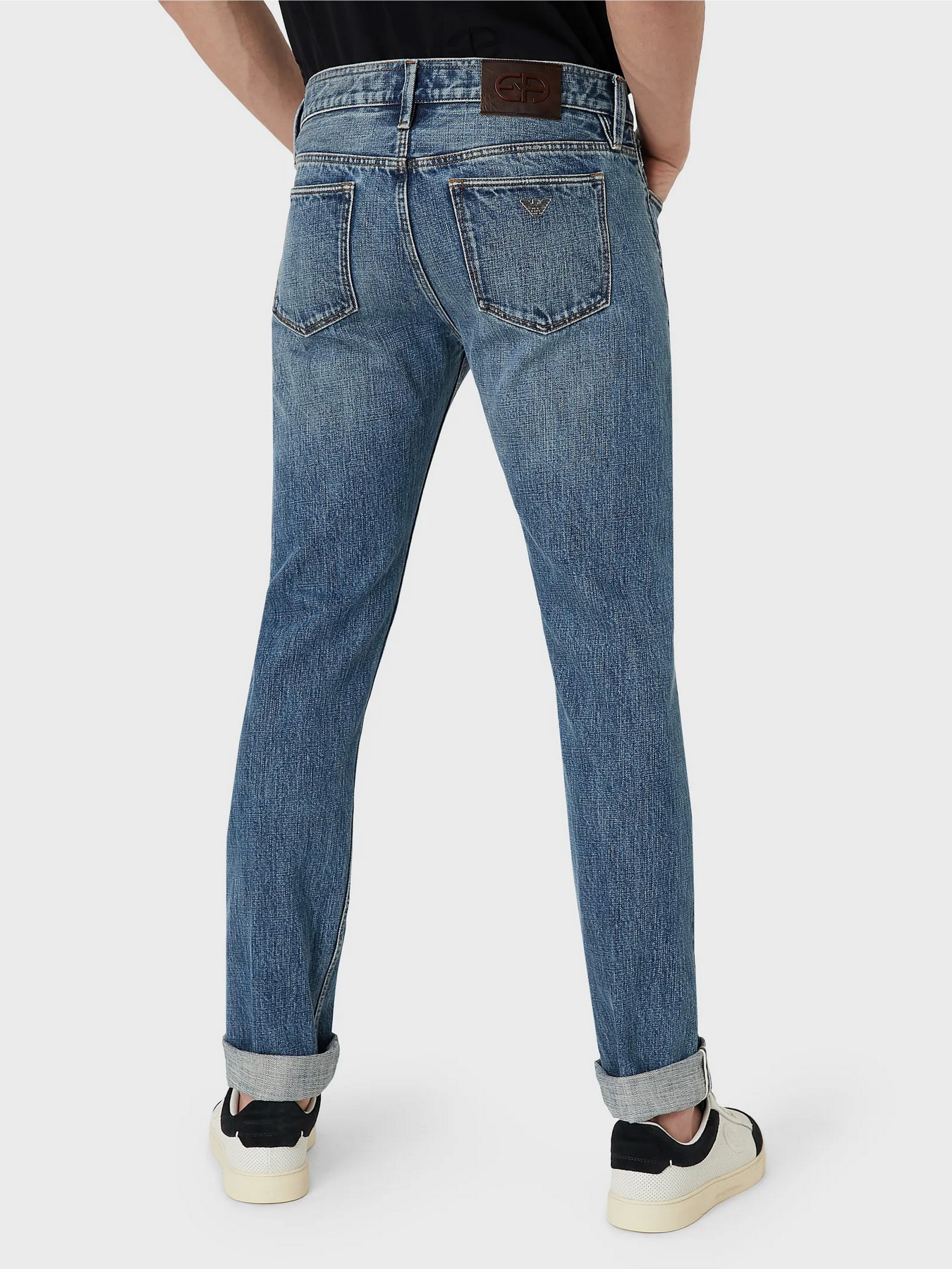 Прямые джинсы Emporio Armani J75 модель 6L1J75-1DMEZ-0942 Фото