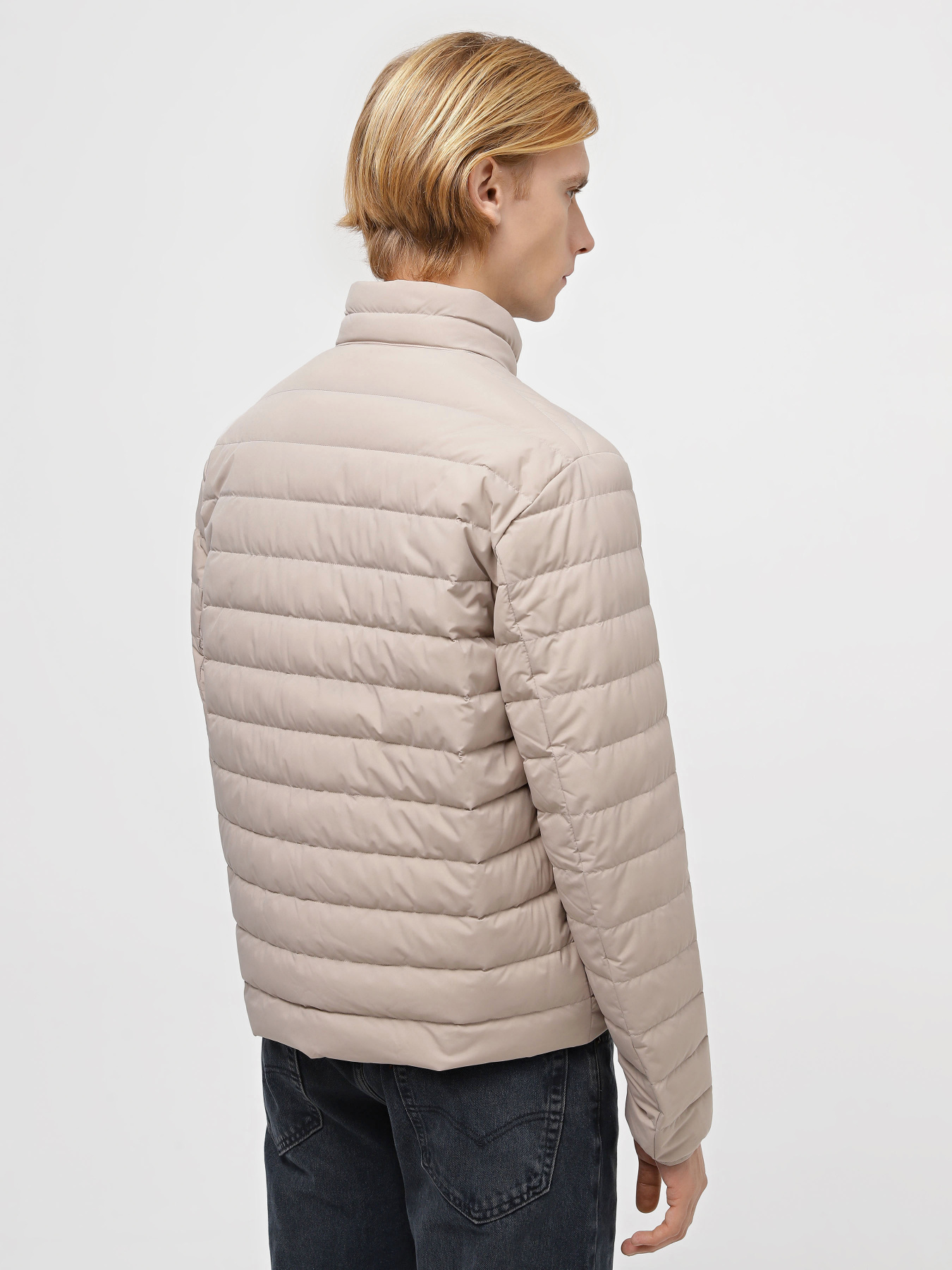 Пуховик Emporio Armani модель 8N1BQ2-1NLRZ-0135 Пуховик Emporio Armani модель 8N1BQ2-1NLRZ-0135 Фото