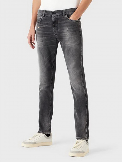 Прямые джинсы Emporio Armani J16 модель 6L1J16-1DS4Z-0006 Фото