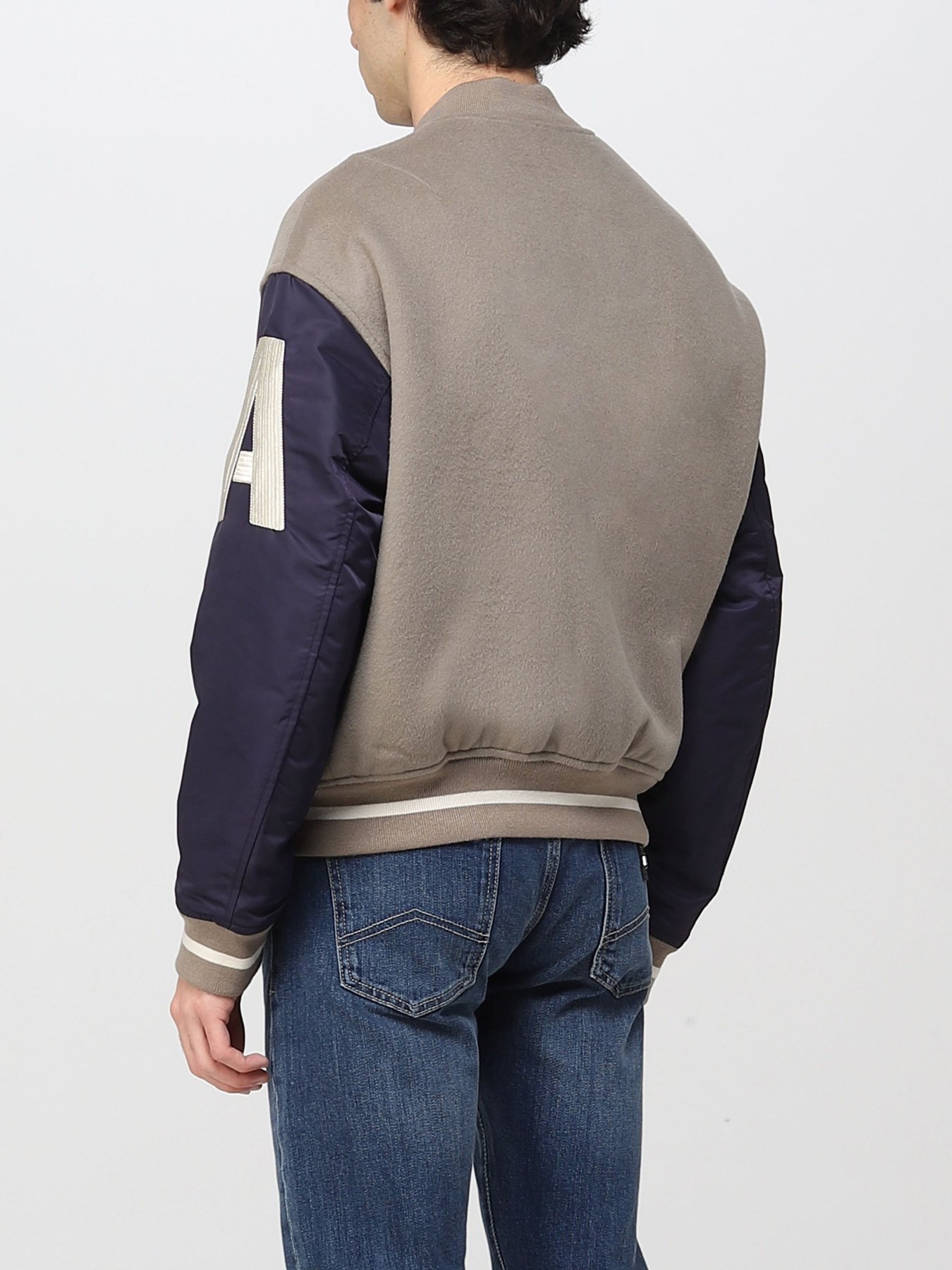 Бомбер Emporio Armani модель 6L1BL8-1NMYZ-0137 Бомбер Emporio Armani модель 6L1BL8-1NMYZ-0137 Фото