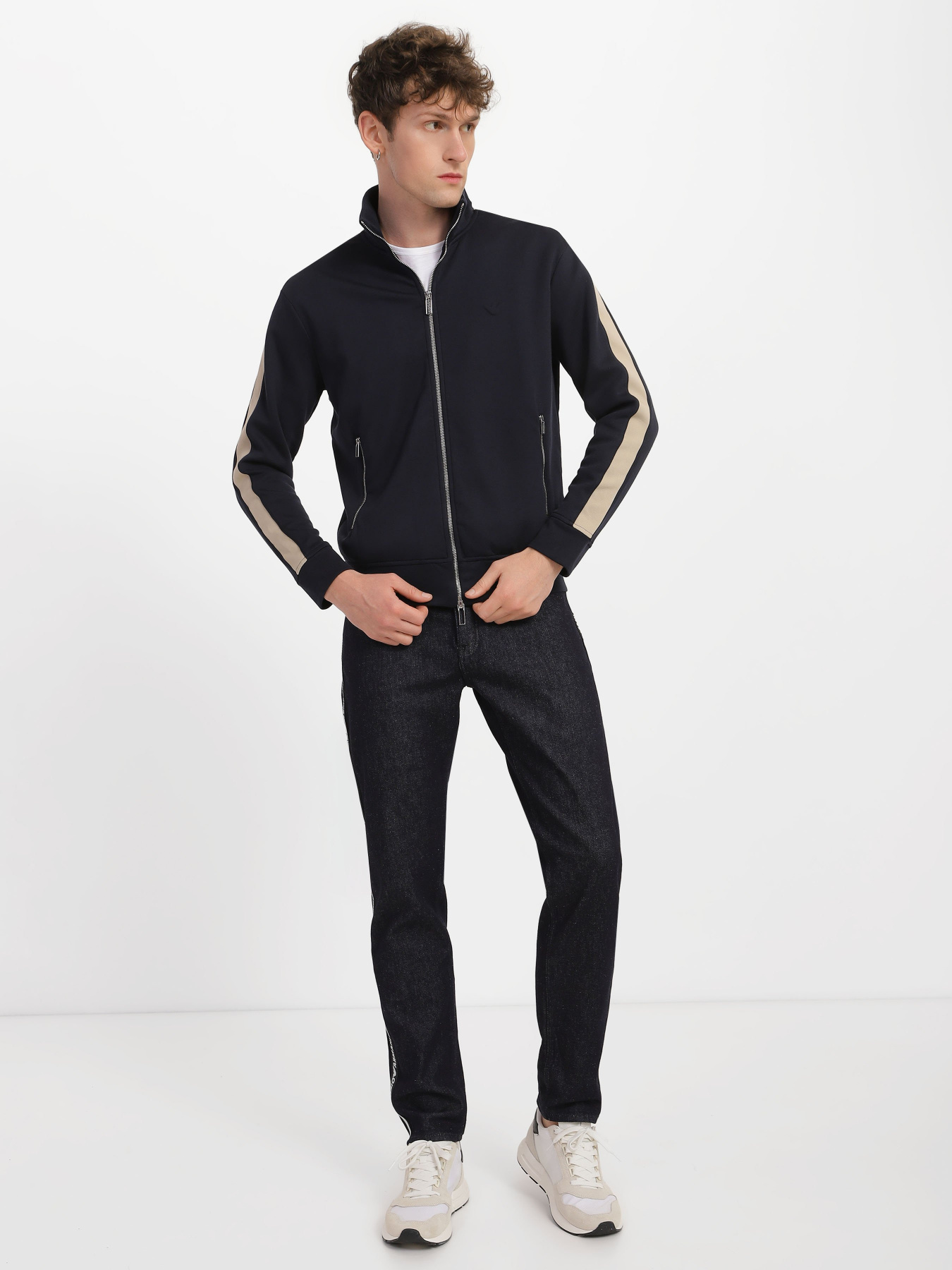 Прямые джинсы Emporio Armani J75 модель 6L1J75-1DS2Z-0941 Фото