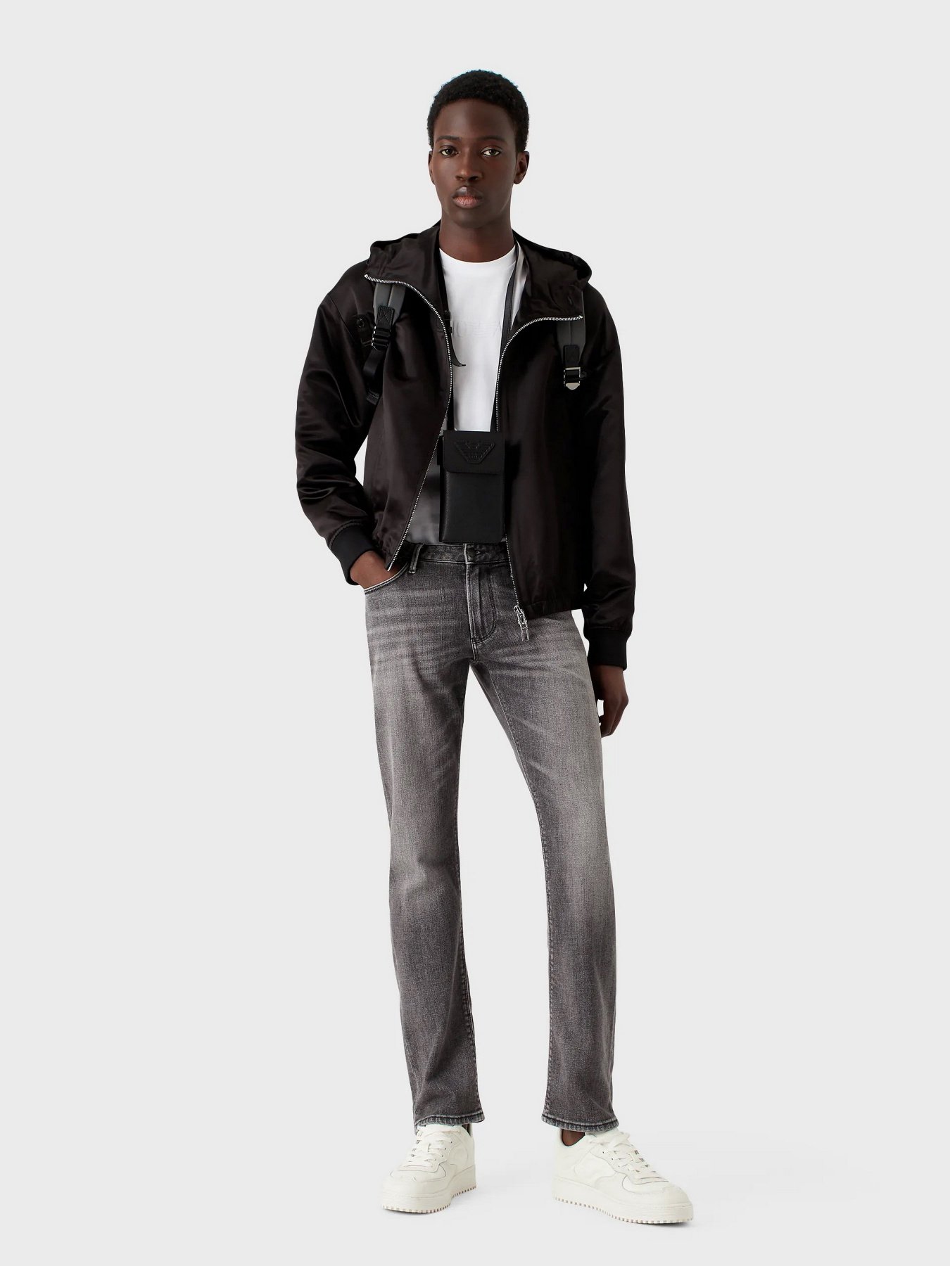 Прямые джинсы Emporio Armani J06 модель 3R1J06-1D0CZ-0006 Фото