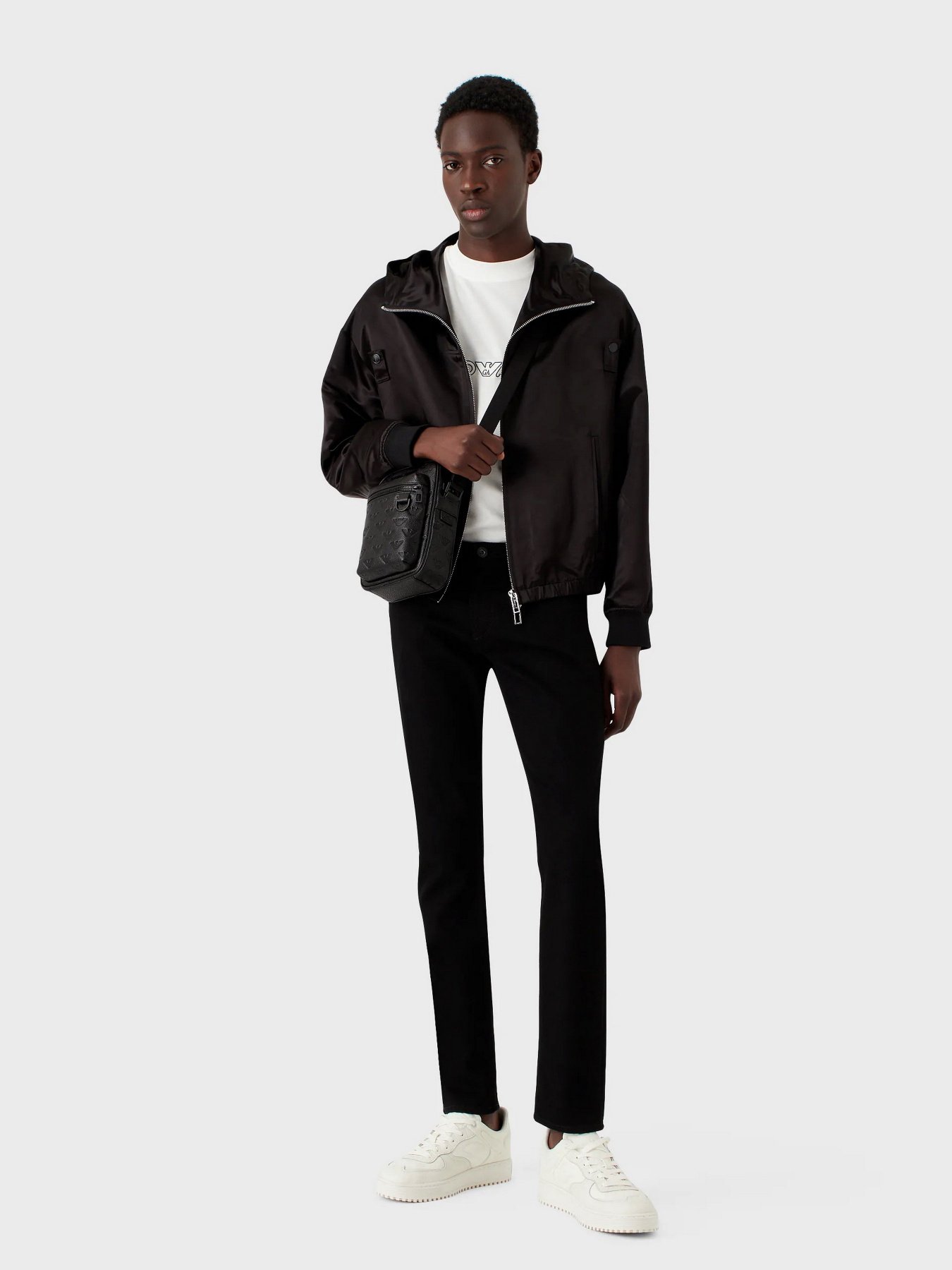 Прямые джинсы Emporio Armani J06 модель 3R1J06-1DS1Z-F079 Фото