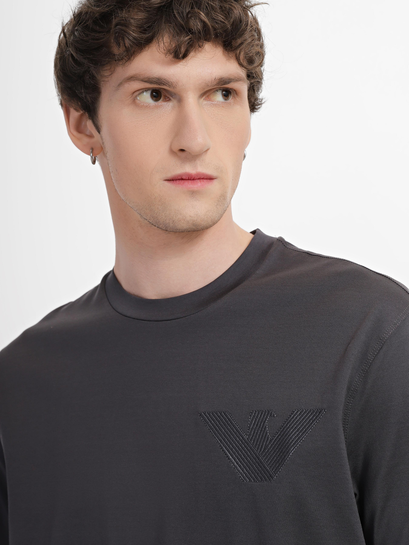 Футболка Emporio Armani модель 3R1TZ3-1JSAZ-0651 Футболка Emporio Armani модель 3R1TZ3-1JSAZ-0651 Фото