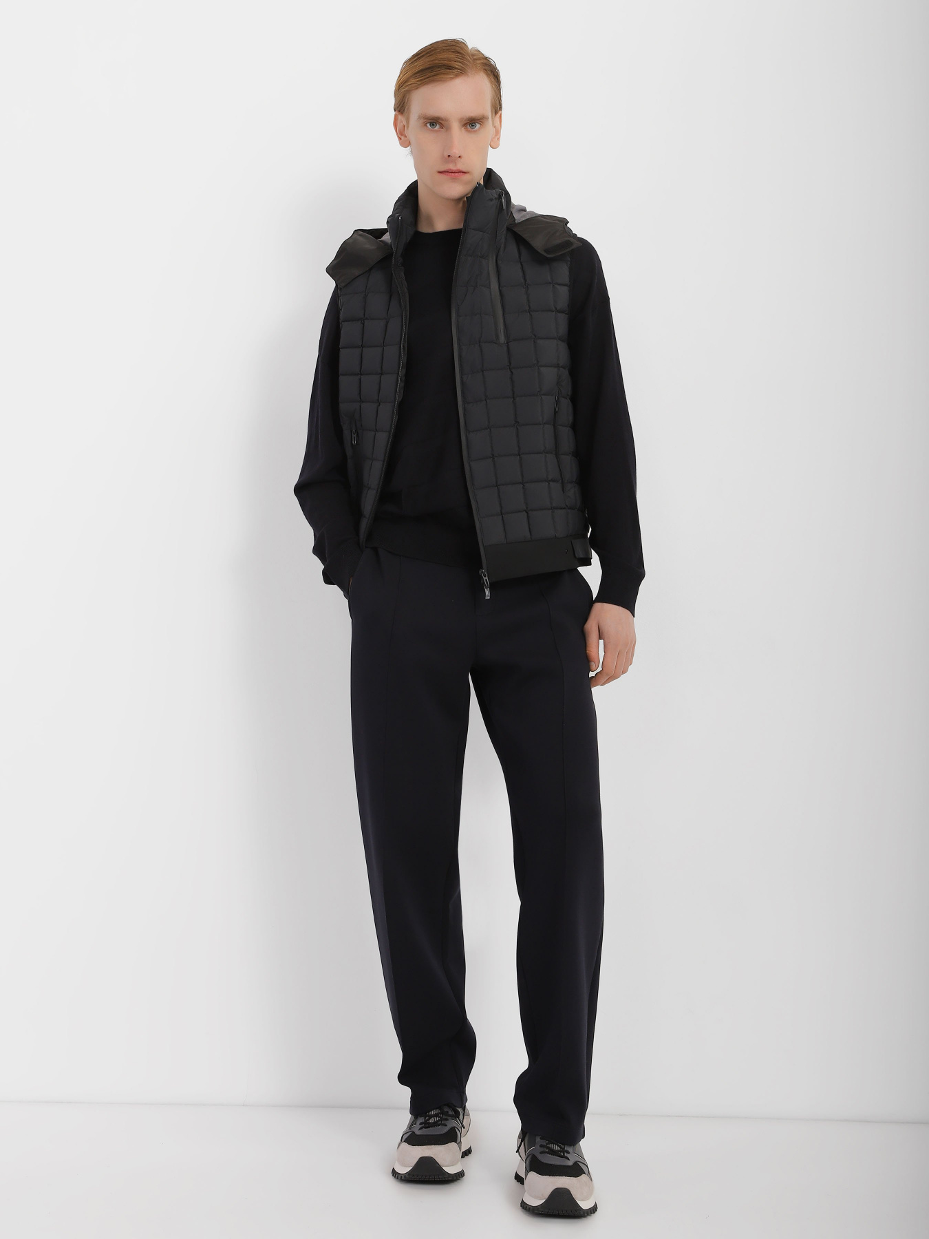 Жилет с утеплителем Emporio Armani Travel Essentials модель 3R1BT2-1NSXZ-0999 Фото