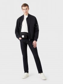 Прямые джинсы Emporio Armani J06 модель 3R1J06-1DMWZ-F952 Фото