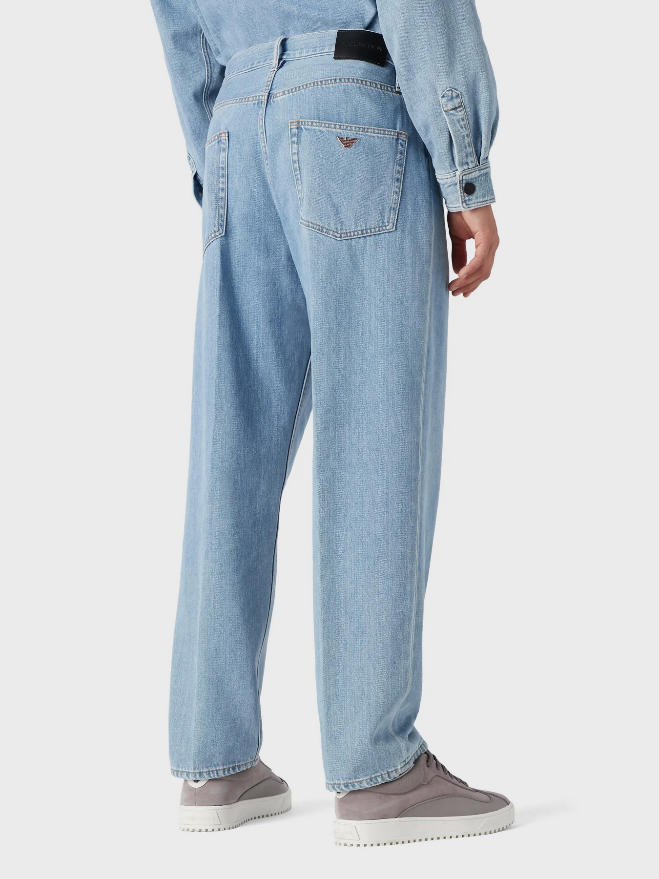 Широкі джинси Emporio Armani J73 модель 3R1J73-1DPWZ-0943 Фото