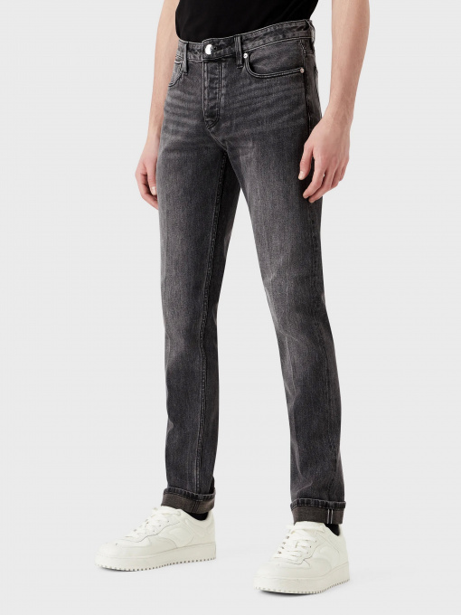 Прямые джинсы Emporio Armani J75 модель 3R1J75-1DPYZ-0006 Фото