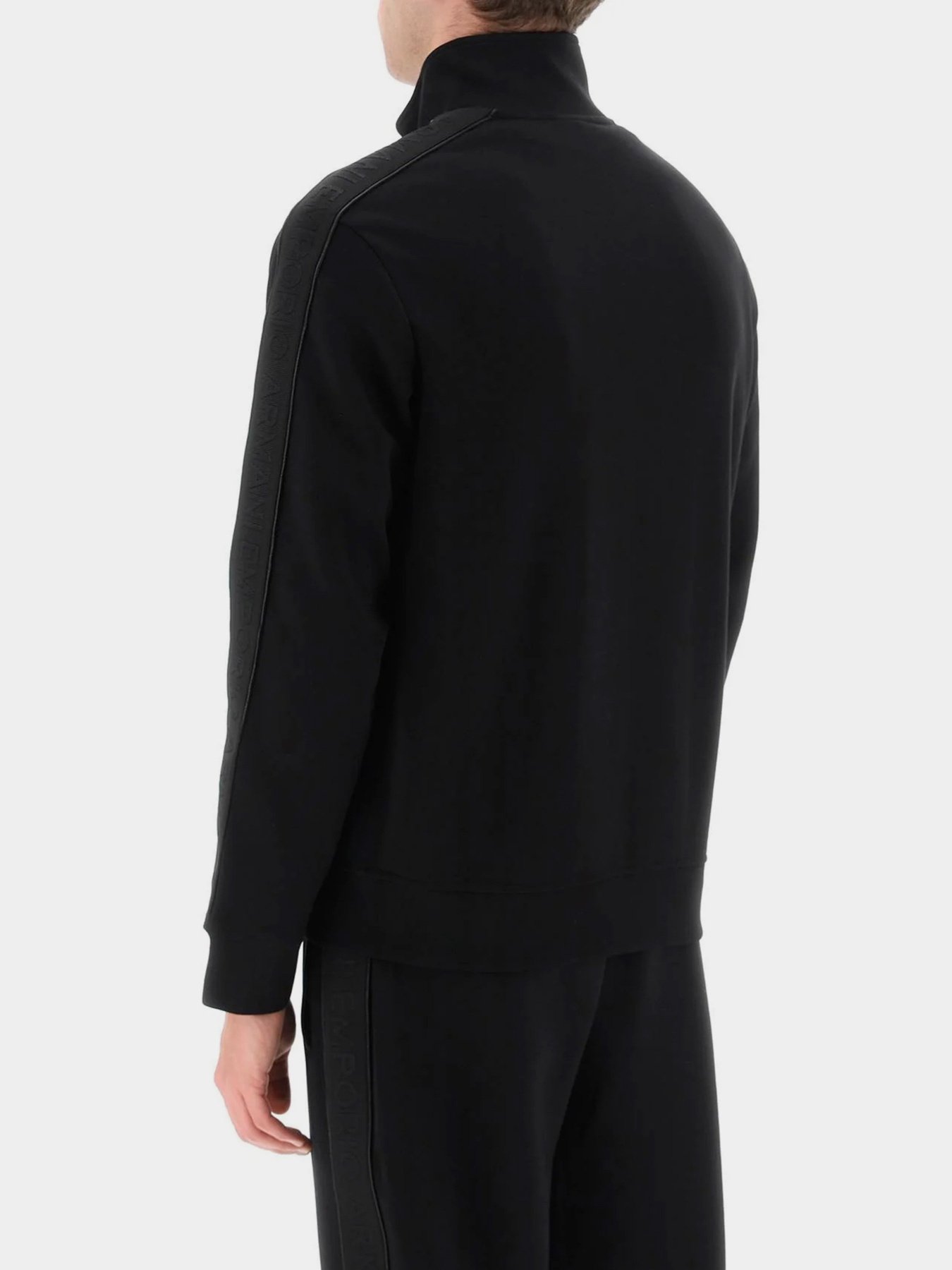 Худи и свитшоты Emporio Armani модель 3R1MBA-1JHSZ-0920 Худи и свитшоты Emporio Armani модель 3R1MBA-1JHSZ-0920 Фото