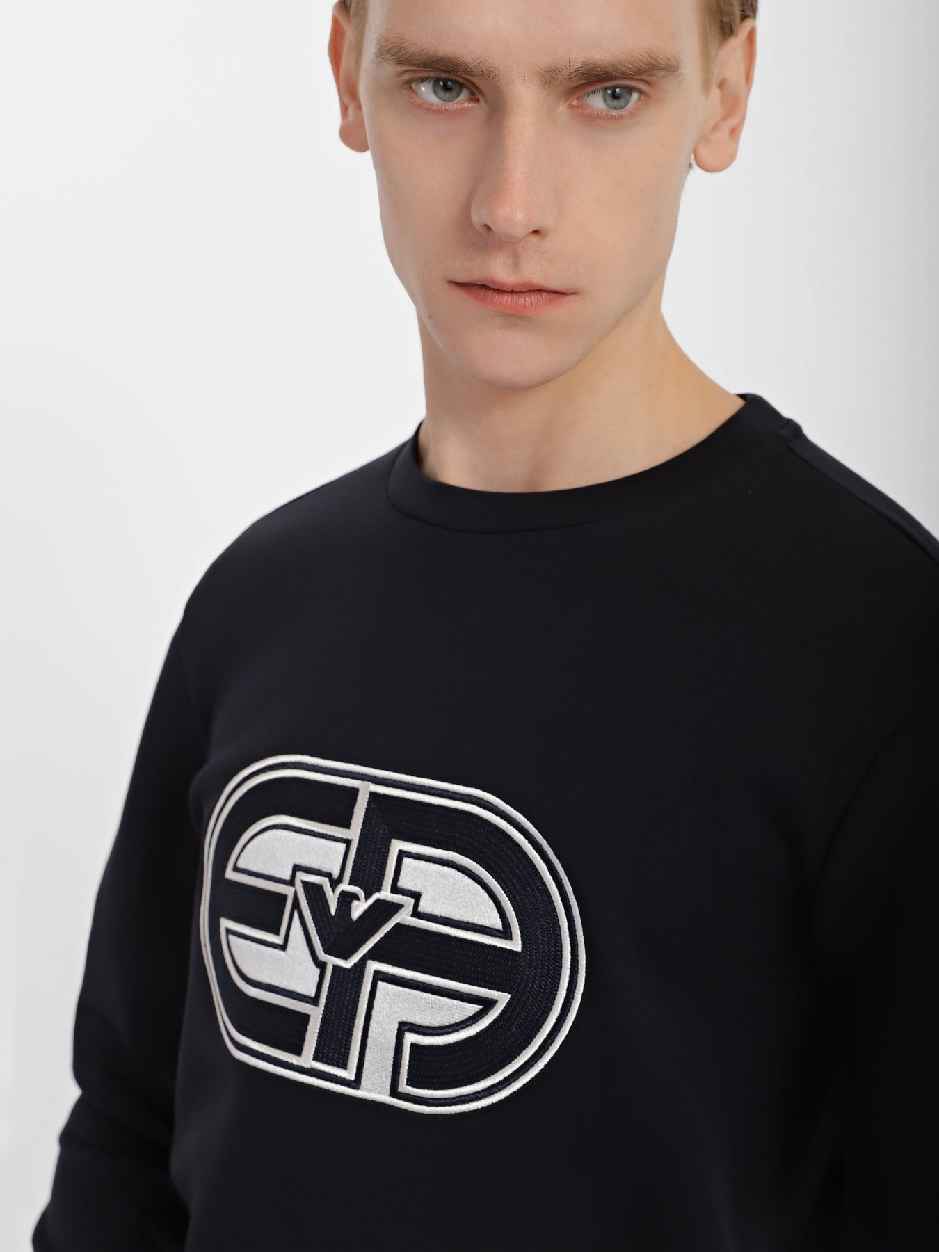 Світшот Emporio Armani модель 3R1MDB-1JHSZ-0920 Світшот Emporio Armani модель 3R1MDB-1JHSZ-0920 Фото