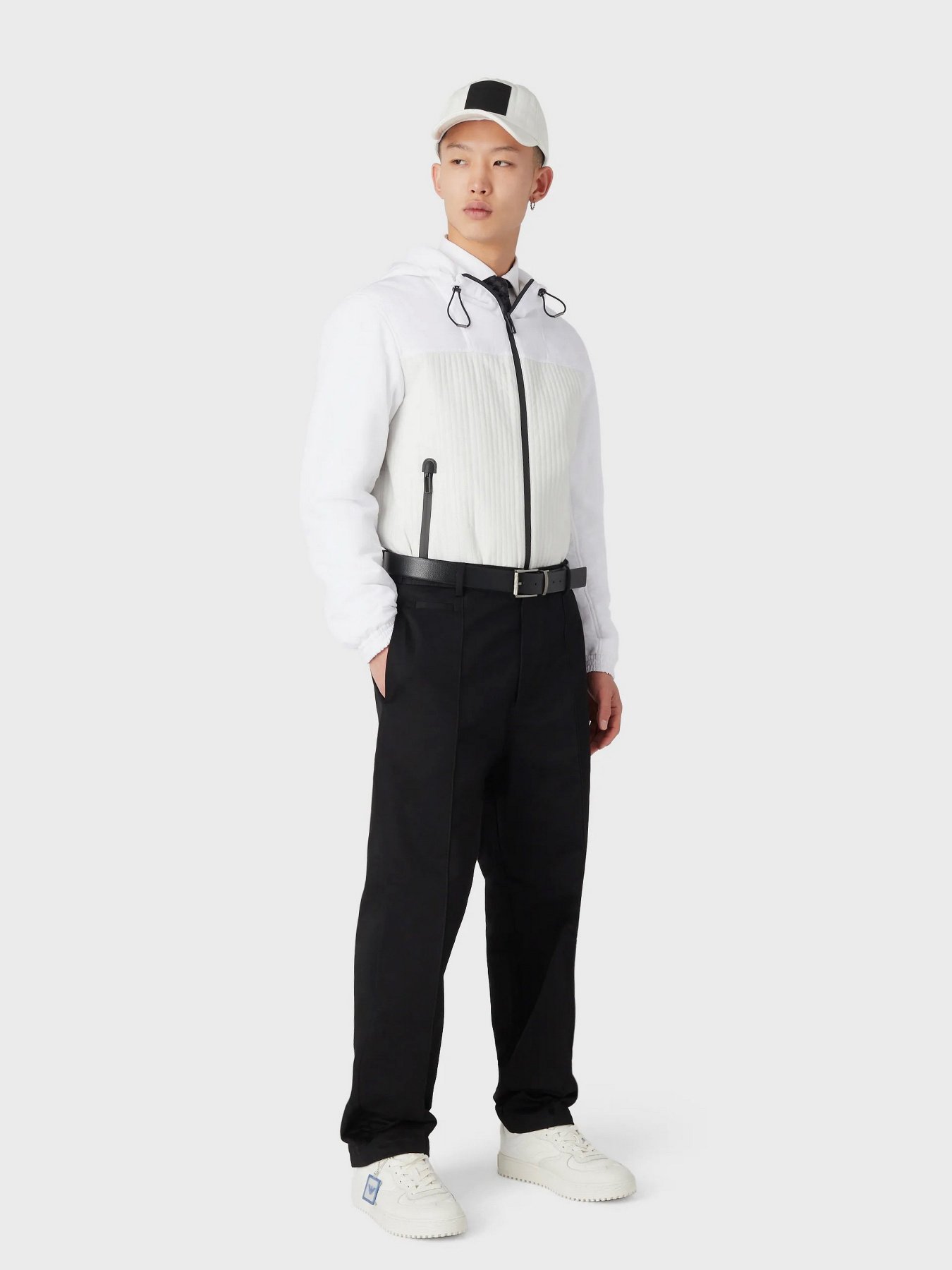 Повсякденні штани Emporio Armani модель 3R1PC4-1NRJZ-0999 Повсякденні штани Emporio Armani модель 3R1PC4-1NRJZ-0999 Фото