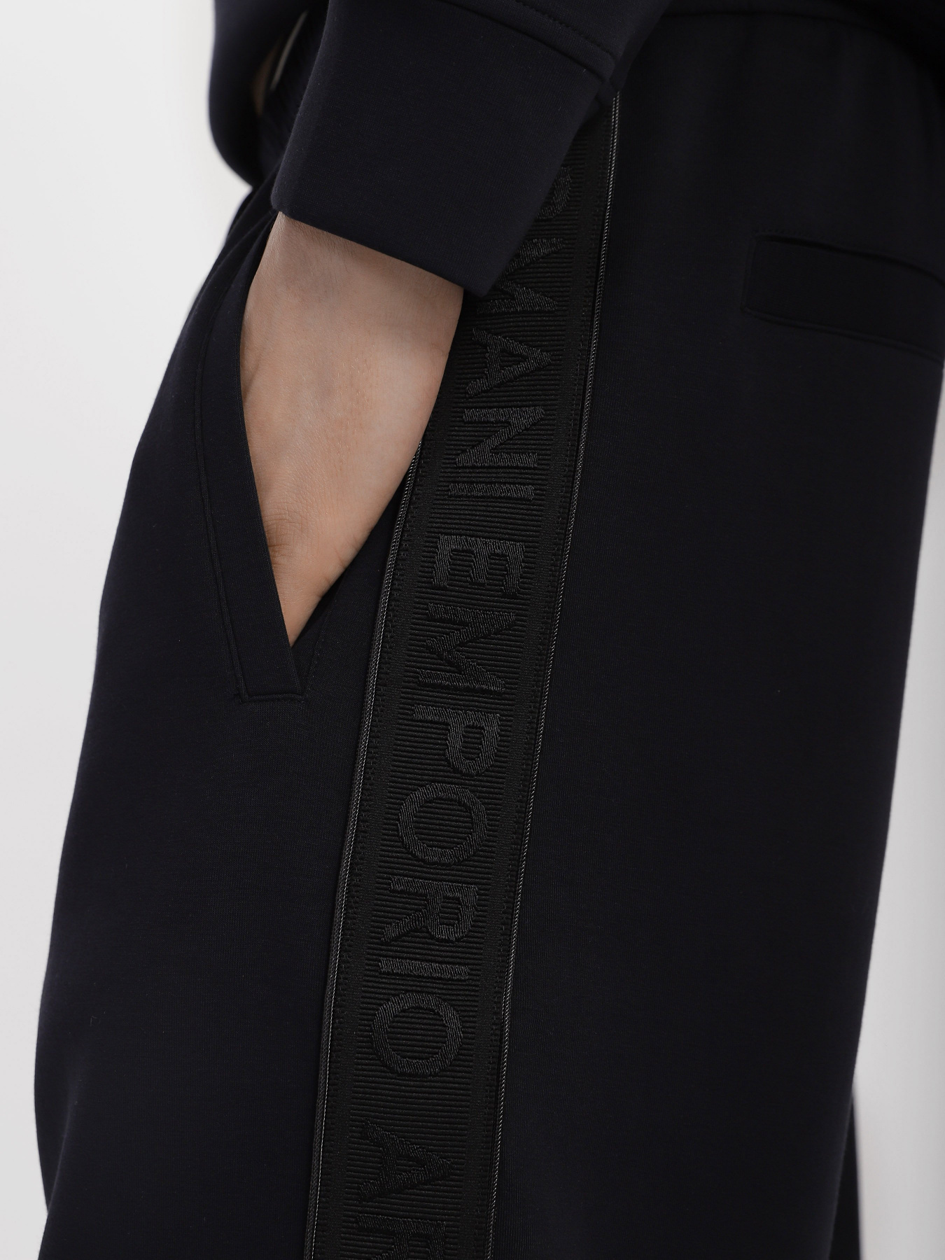 Спортивні штани Emporio Armani модель 3R1PCG-1JHSZ-0920 Фото