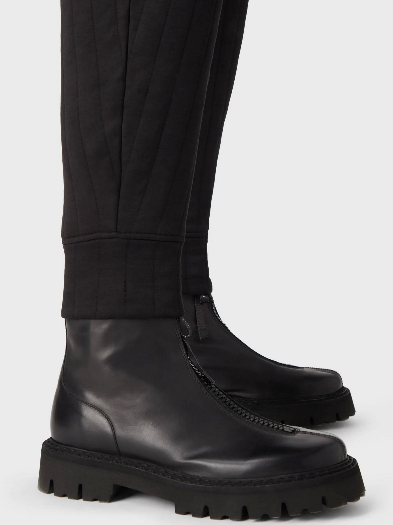 Чіноси Emporio Armani модель 3R1PCH-1JIQZ-0999 Фото