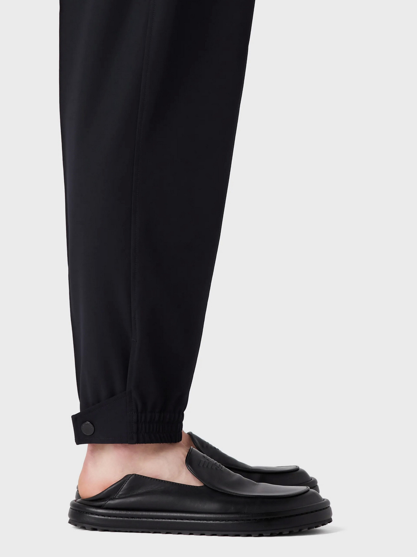 Джогери Emporio Armani модель 3R1PF8-1NNIZ-0920 Фото