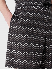 Повсякденні шорти Emporio Armani модель 3R1PR0-1NWDZ-F074 Повсякденні шорти Emporio Armani модель 3R1PR0-1NWDZ-F074 Фото