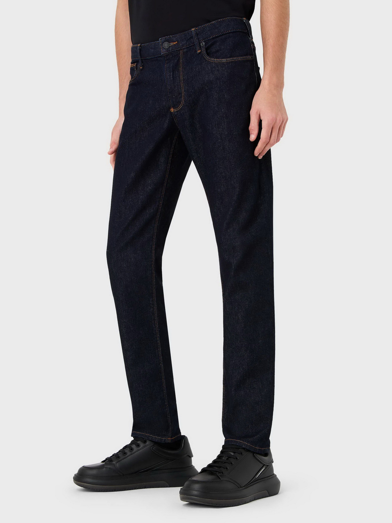 Прямые джинсы Emporio Armani J06 модель 6R1J06-1DS1Z-F906 Фото