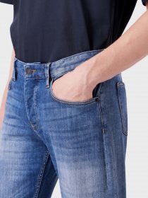 Прямые джинсы Emporio Armani J75 модель 6R1J75-1D09Z-0942 Фото