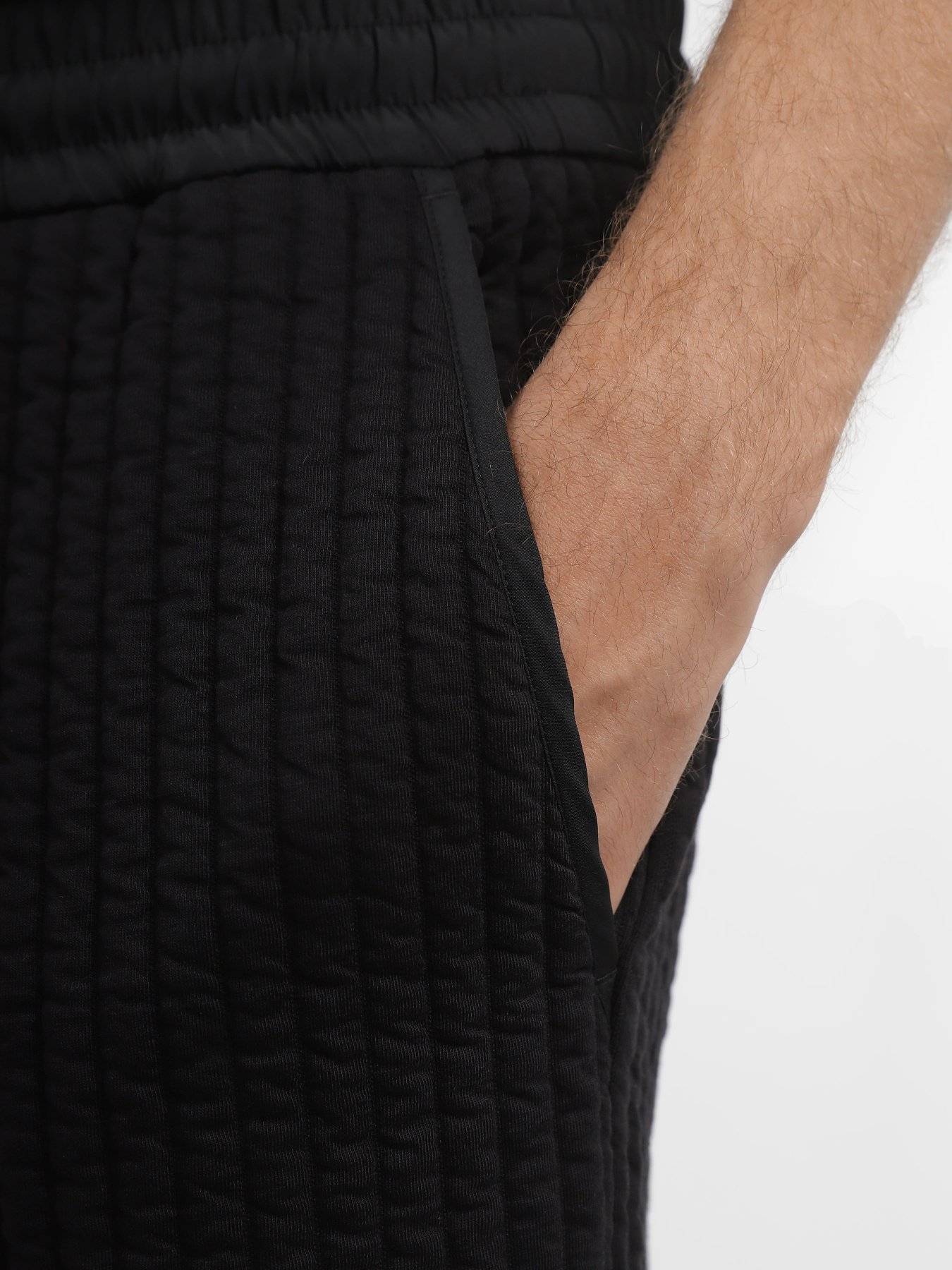 Брюки повседневные Emporio Armani модель 6R1P6V-1J7CZ-0999 Фото