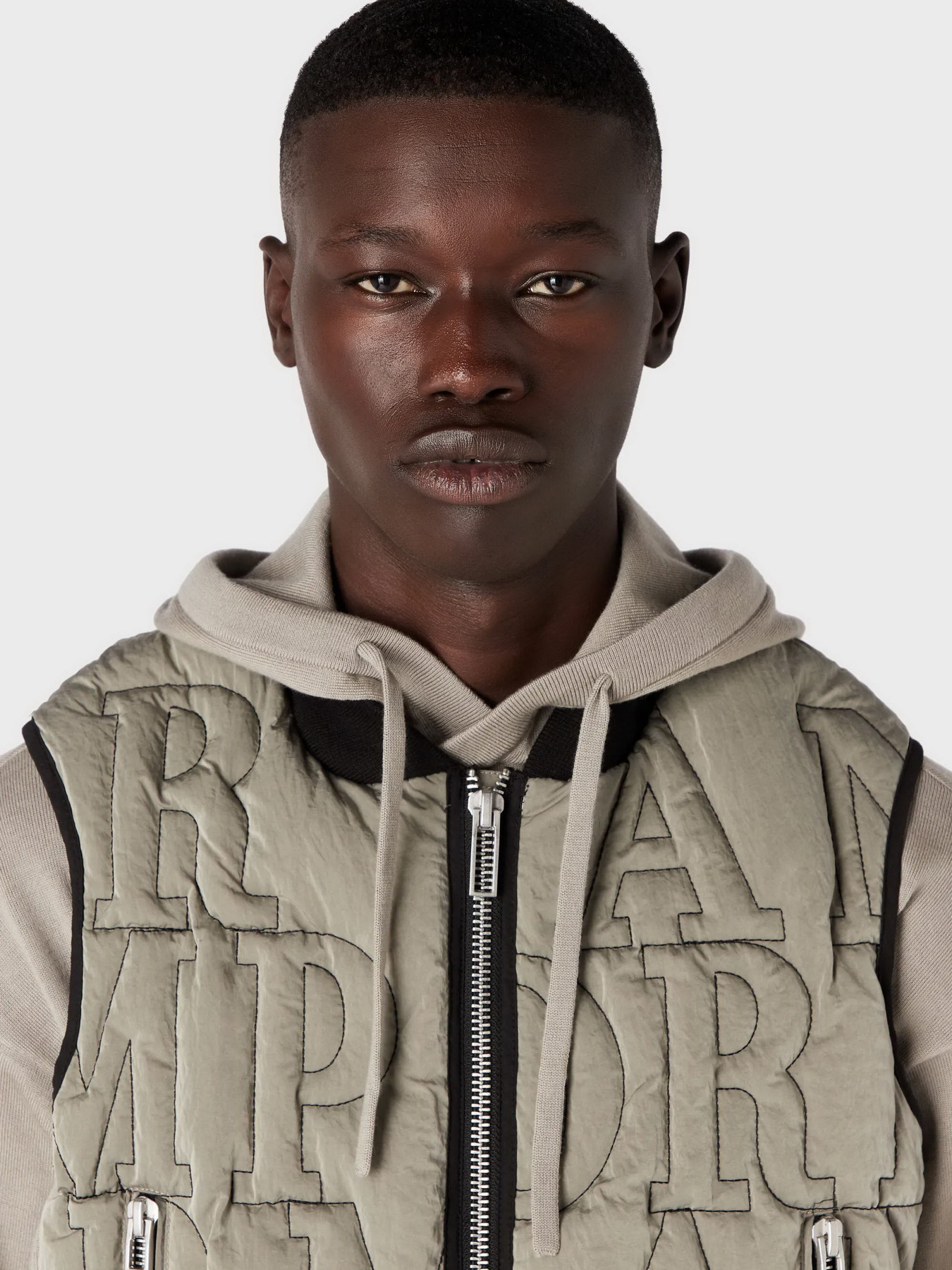 Жилет с утеплителем Emporio Armani модель 6R1BN8-1NZKZ-0643 Фото