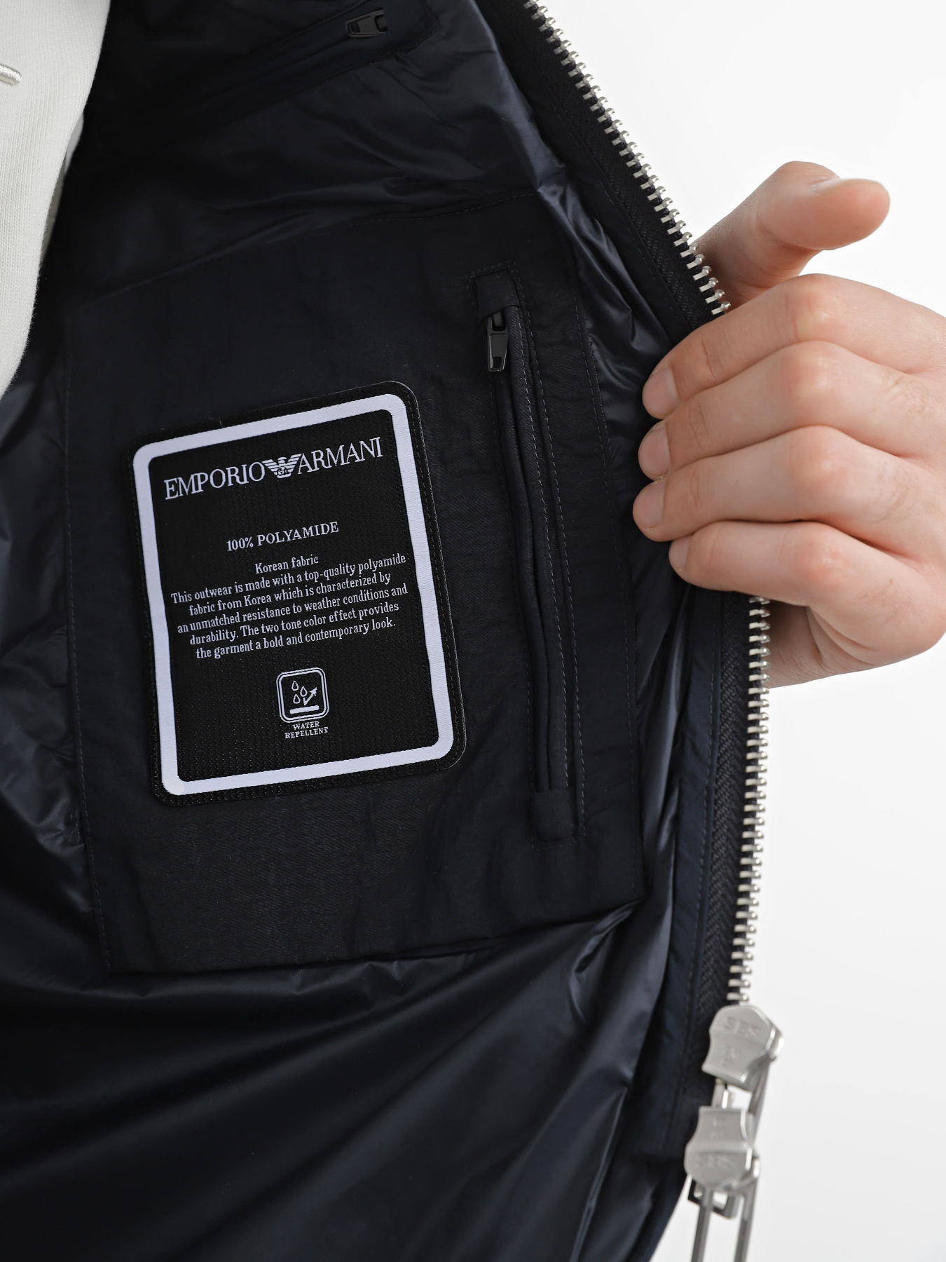 Жилет с утеплителем Emporio Armani модель 6R1BN8-1NZKZ-0920 Фото