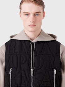 Утепленный жилет Emporio Armani модель 6R1BN8-1NZKZ-0999 Фото