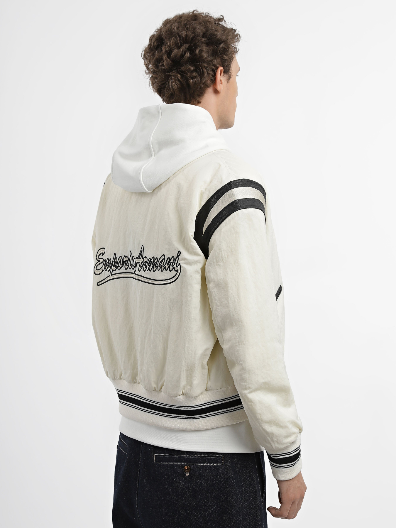 Бомбер Emporio Armani модель 6R1BZ2-1NZOZ-0128 Бомбер Emporio Armani модель 6R1BZ2-1NZOZ-0128 Фото
