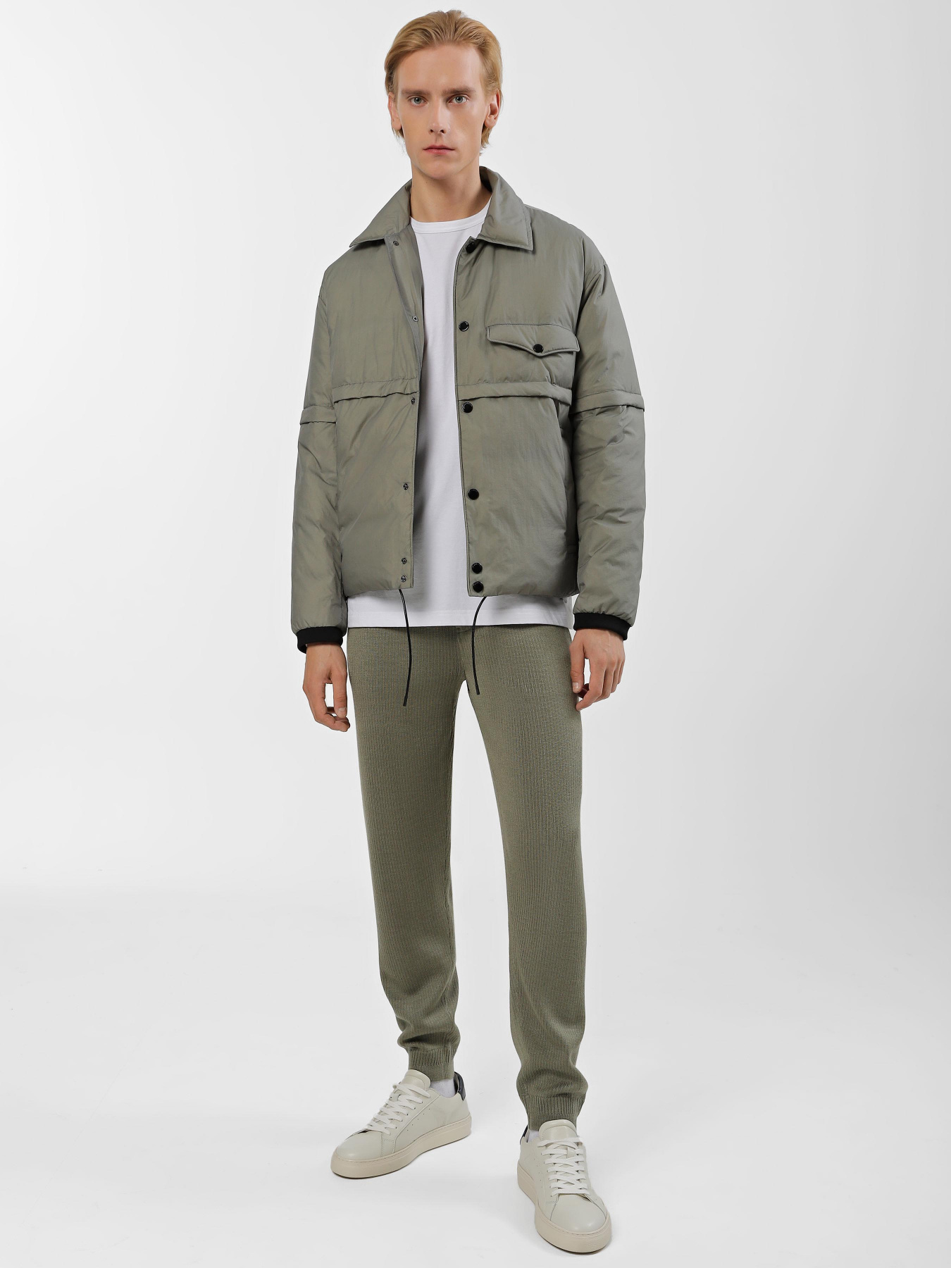 Пуховик Emporio Armani модель 6R1BZ5-1NYOZ-0643 Фото