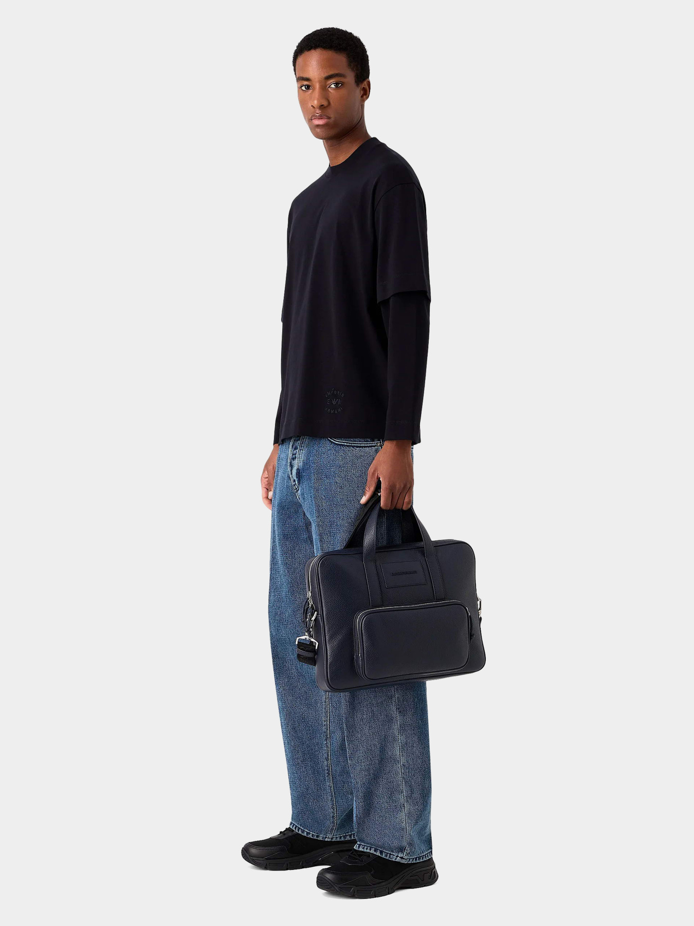 Широкі джинси Emporio Armani J74 модель 6R1J74-1DMBZ-0942 Широкі джинси Emporio Armani J74 модель 6R1J74-1DMBZ-0942 Фото