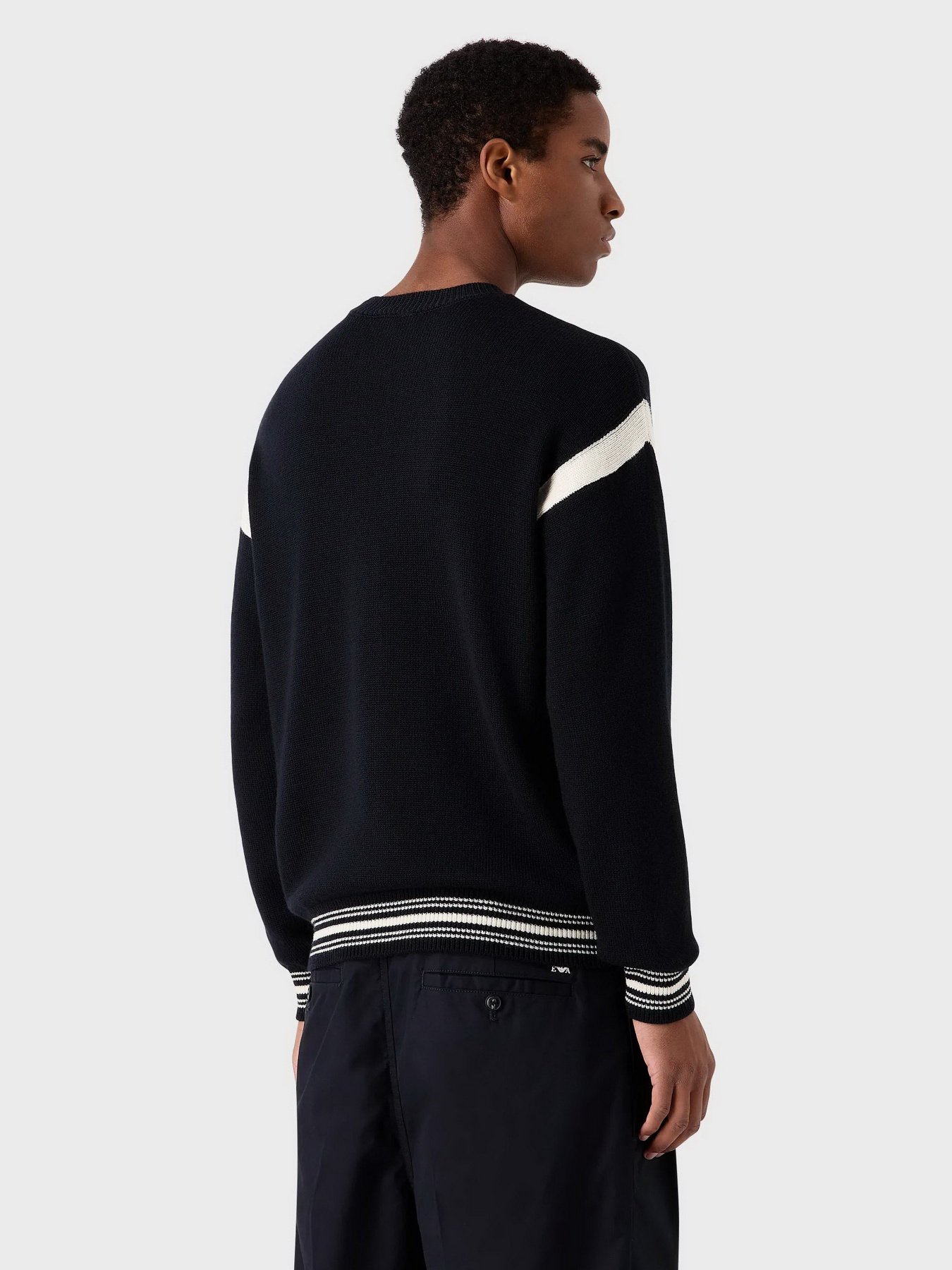 Джемпер Emporio Armani модель 6R1MXA-1MFUZ-0920 Фото