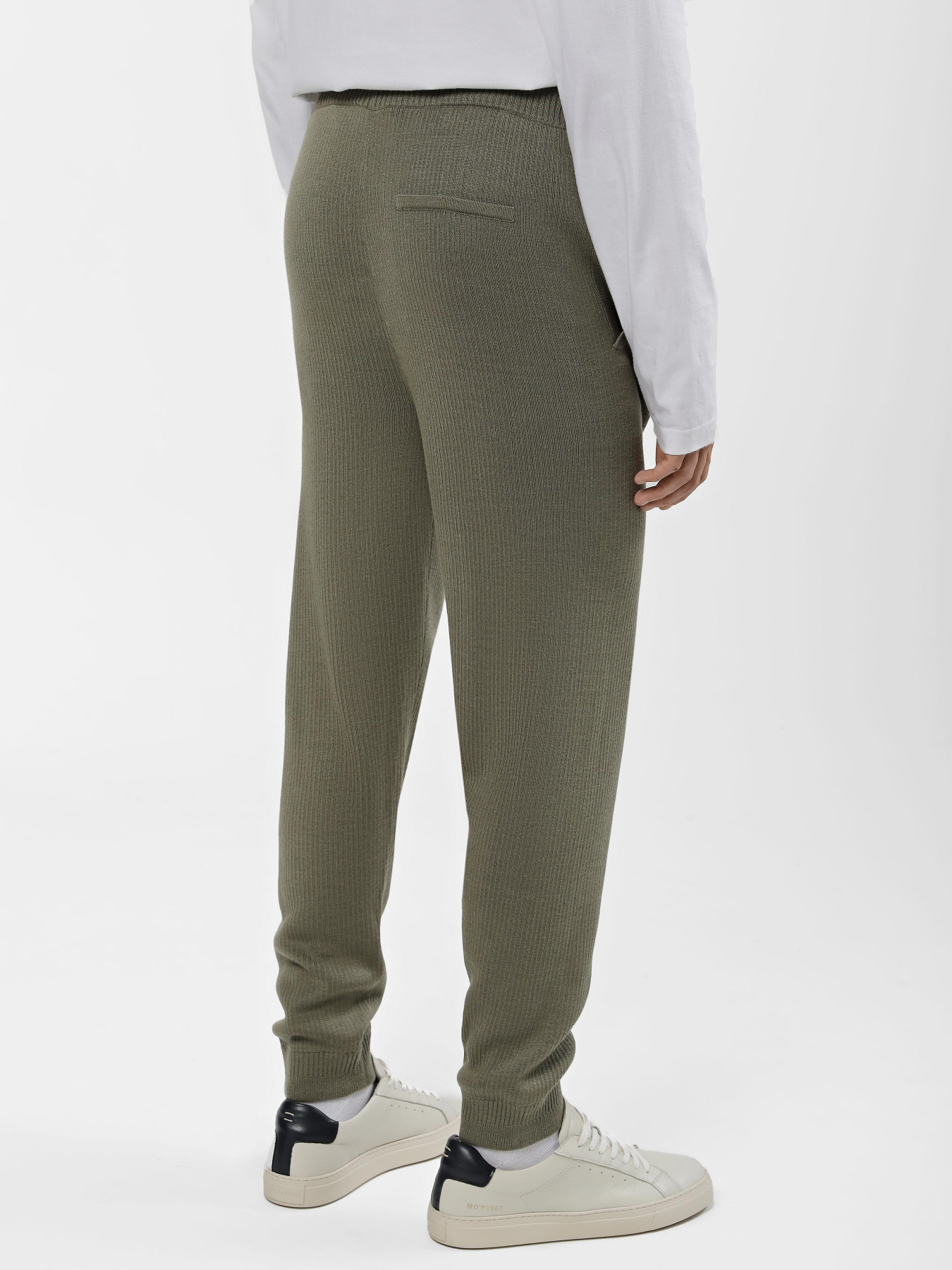 Штаны спортивные Emporio Armani модель 6R1PV1-1M06Z-0544 Штаны спортивные Emporio Armani модель 6R1PV1-1M06Z-0544 Фото