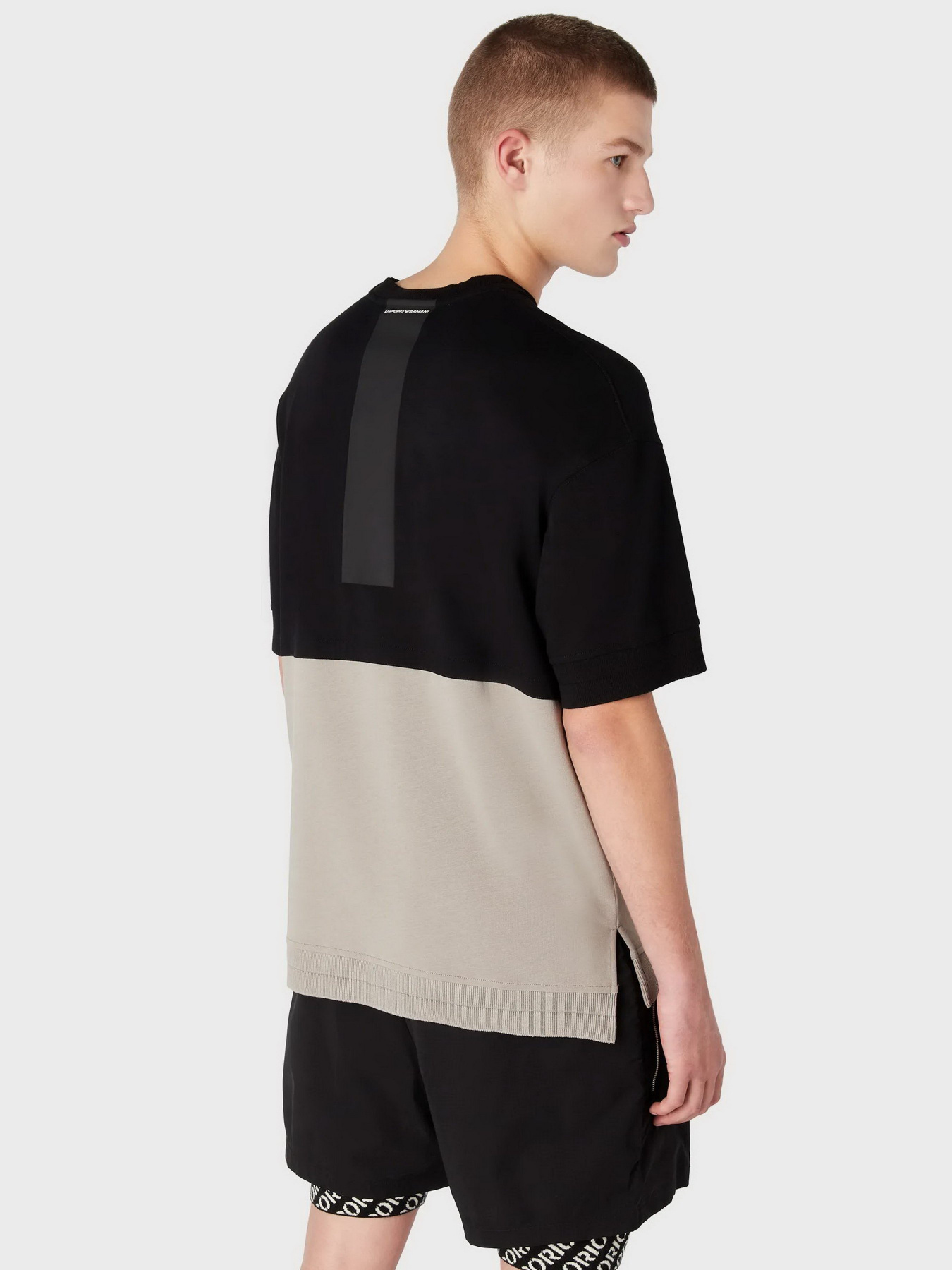 Футболка Emporio Armani модель 6R1TDG-1JWZZ-0019 Фото