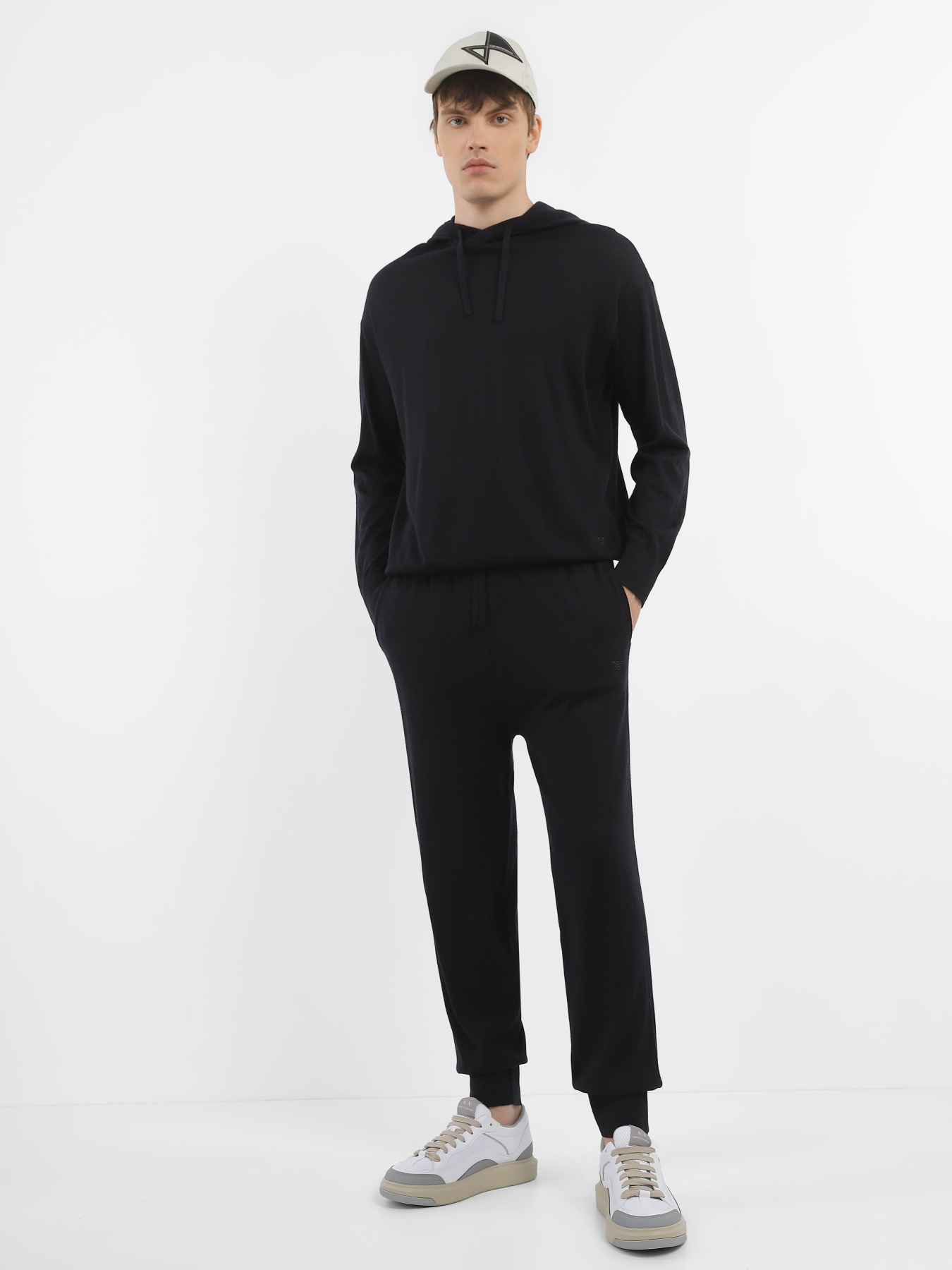 Спортивный костюм Emporio Armani модель 6R1VXX-1MAYZ-0920 Спортивный костюм Emporio Armani модель 6R1VXX-1MAYZ-0920 Фото