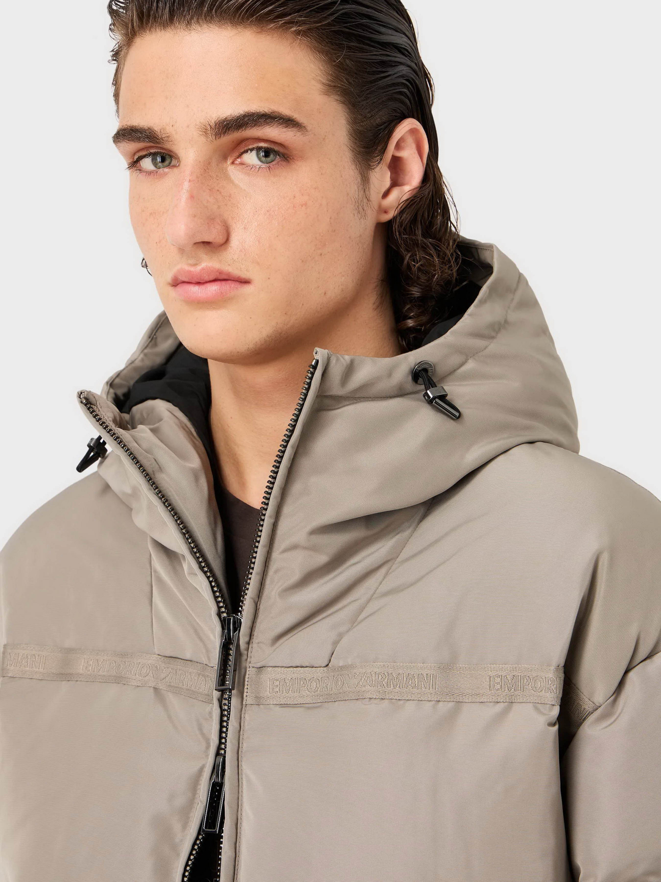 Пуховик Emporio Armani модель 6R1B90-1NCFZ-0643 Фото