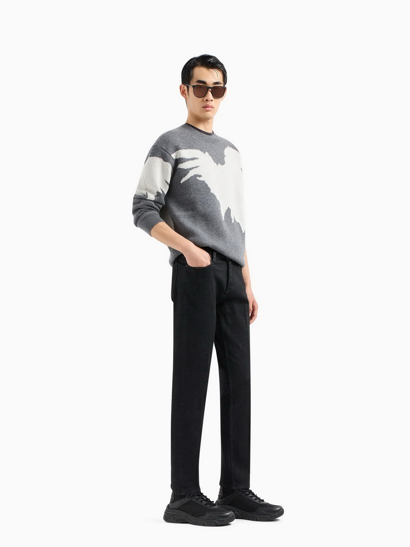 Прямі джинси Emporio Armani J75 модель 6R1J75-1DQFZ-0005 Прямі джинси Emporio Armani J75 модель 6R1J75-1DQFZ-0005 Фото