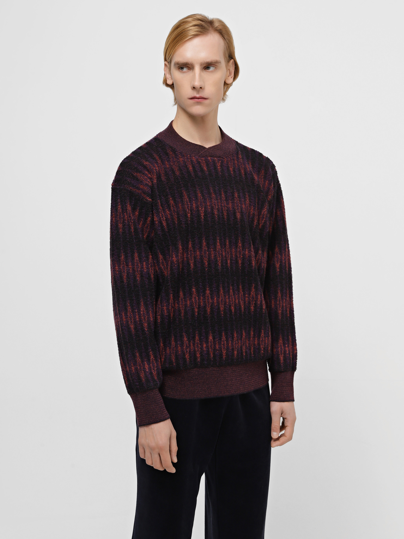 Джемпер Emporio Armani модель 6R1MV7-1M13Z-F053 Джемпер Emporio Armani модель 6R1MV7-1M13Z-F053 Фото