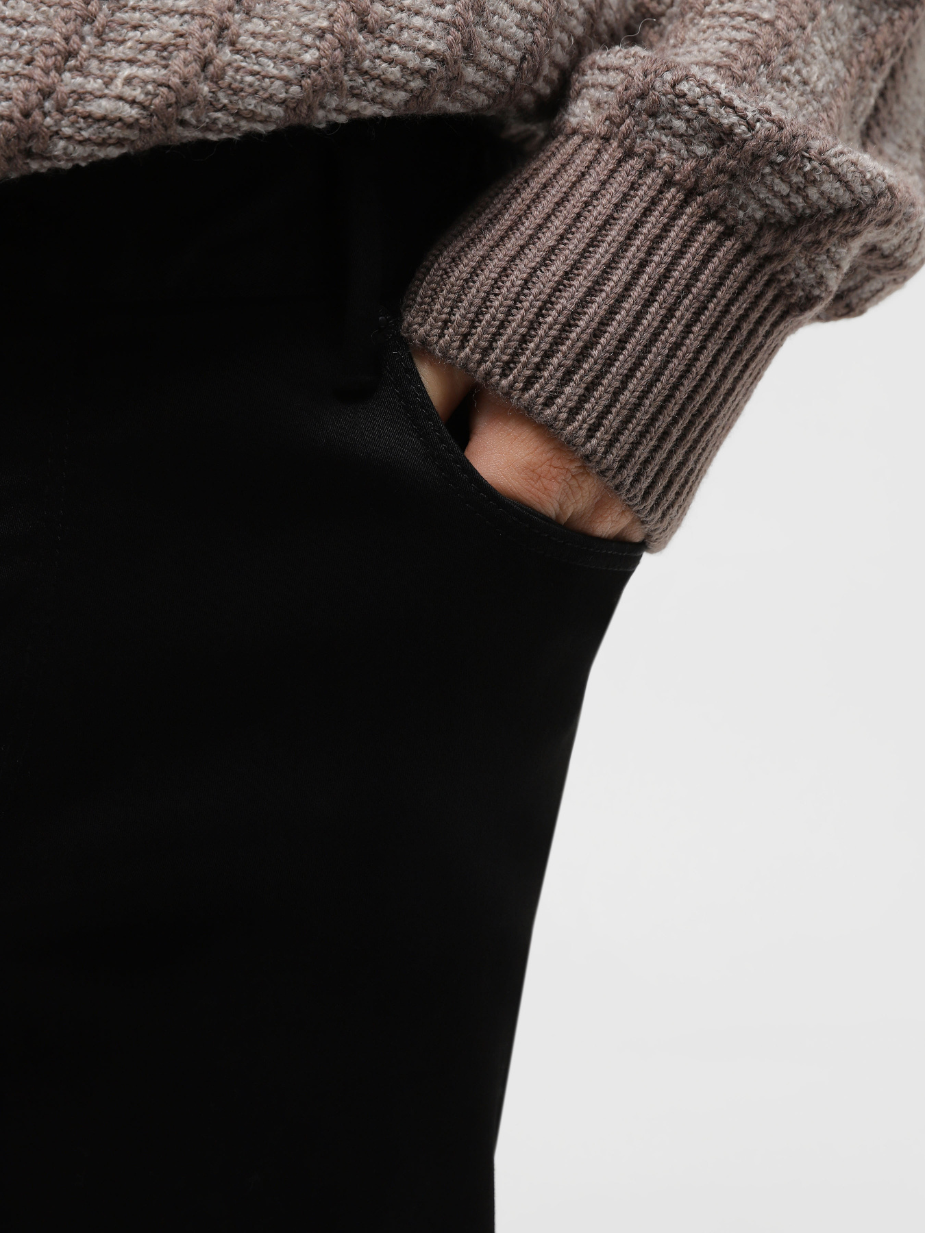 Завужені джинси Emporio Armani J06 модель 8N1J06-1DHDZ-0005 Фото