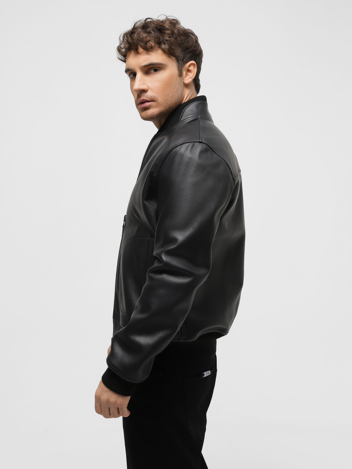 Куртка кожаная Emporio Armani модель H41R8D-E1P8D-999 Фото