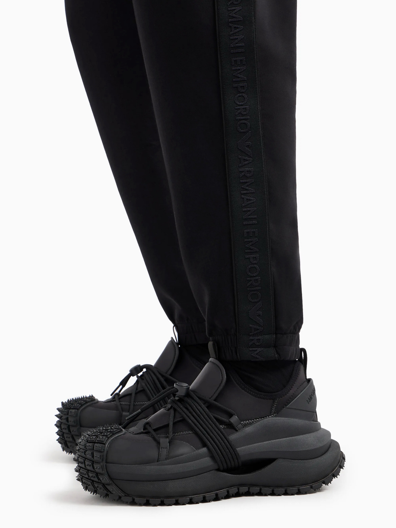 Штаны спортивные Emporio Armani модель 3D1P68-1JHSZ-0999 Фото