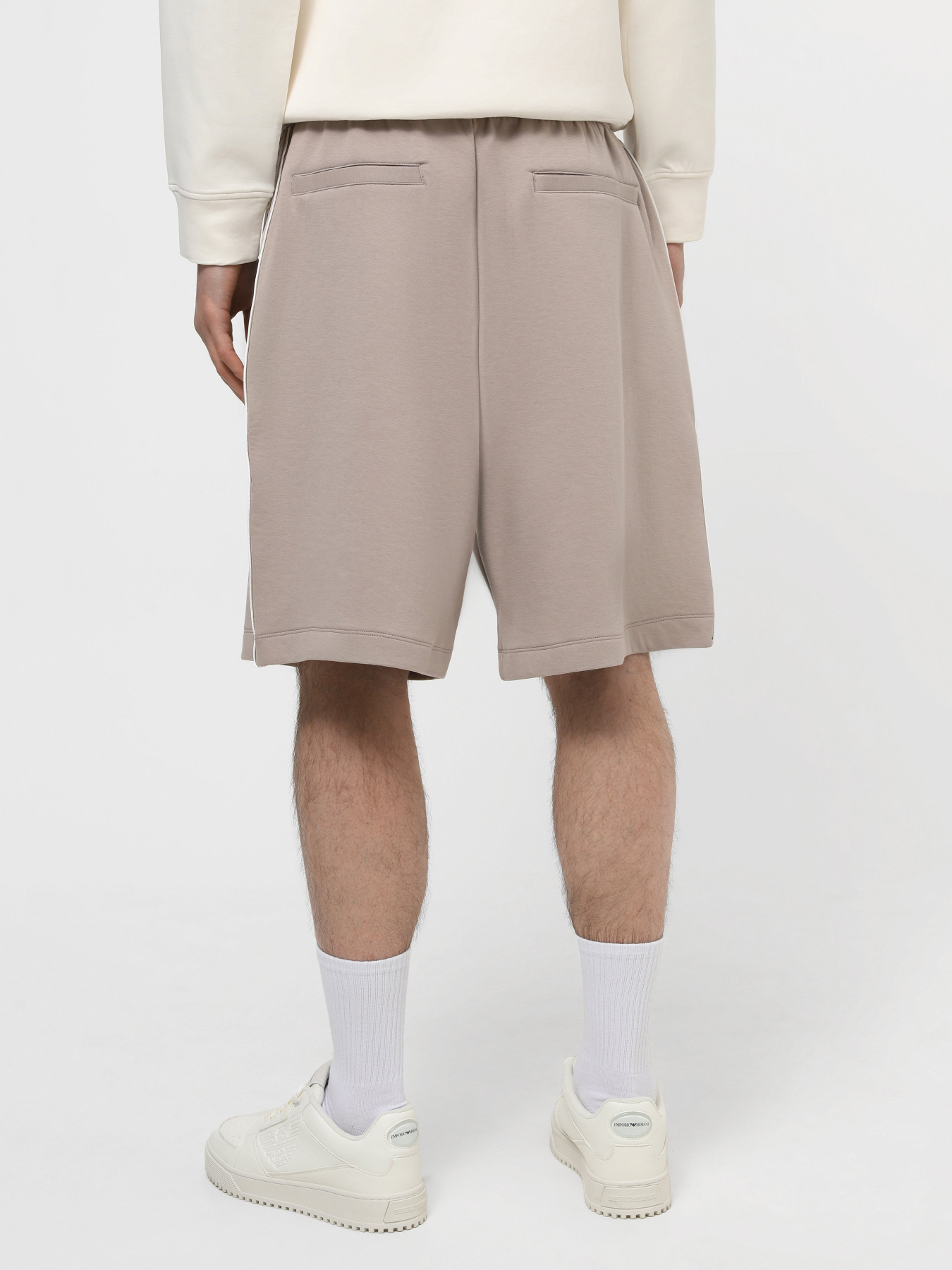 Повсякденні шорти Emporio Armani модель 3D1P69-1JHSZ-0650 Фото