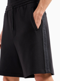 Повсякденні шорти Emporio Armani модель 3D1P69-1JHSZ-0999 Фото