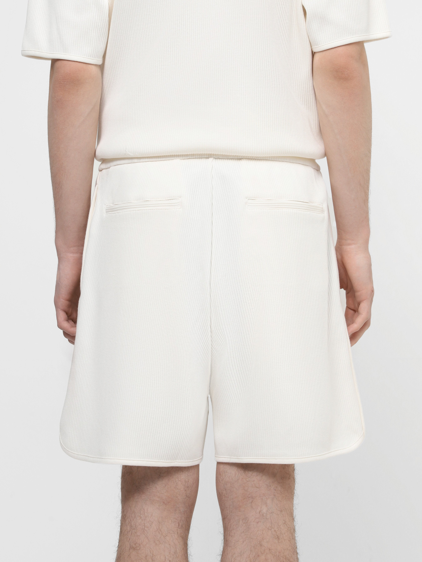 Повсякденні шорти Emporio Armani модель 3D1P73-1JOOZ-0128 Фото