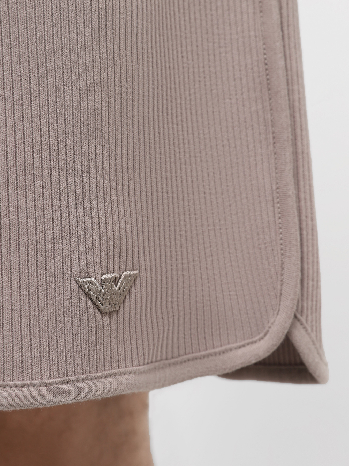 Повсякденні шорти Emporio Armani модель 3D1P73-1JOOZ-0650 Фото