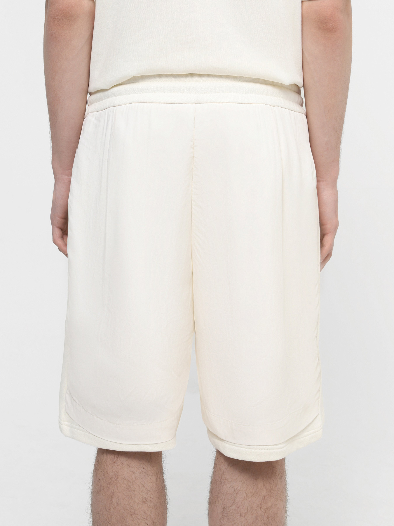 Повседневные шорты Emporio Armani модель 3D1P8Z-1J6IZ-0103 Повседневные шорты Emporio Armani модель 3D1P8Z-1J6IZ-0103 Фото